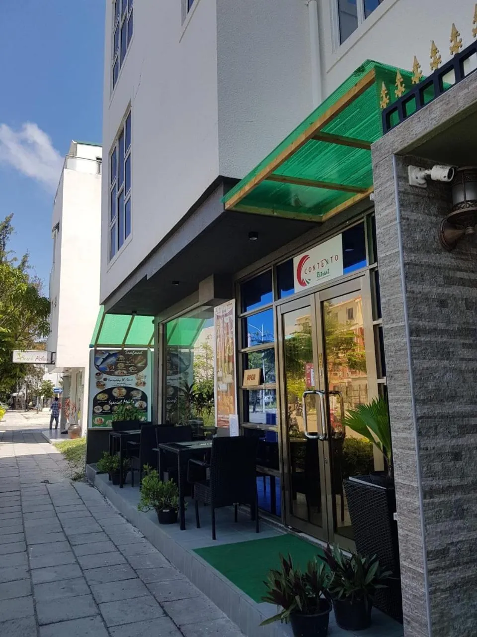 Facade/entrance in CONTENTO RETREAT