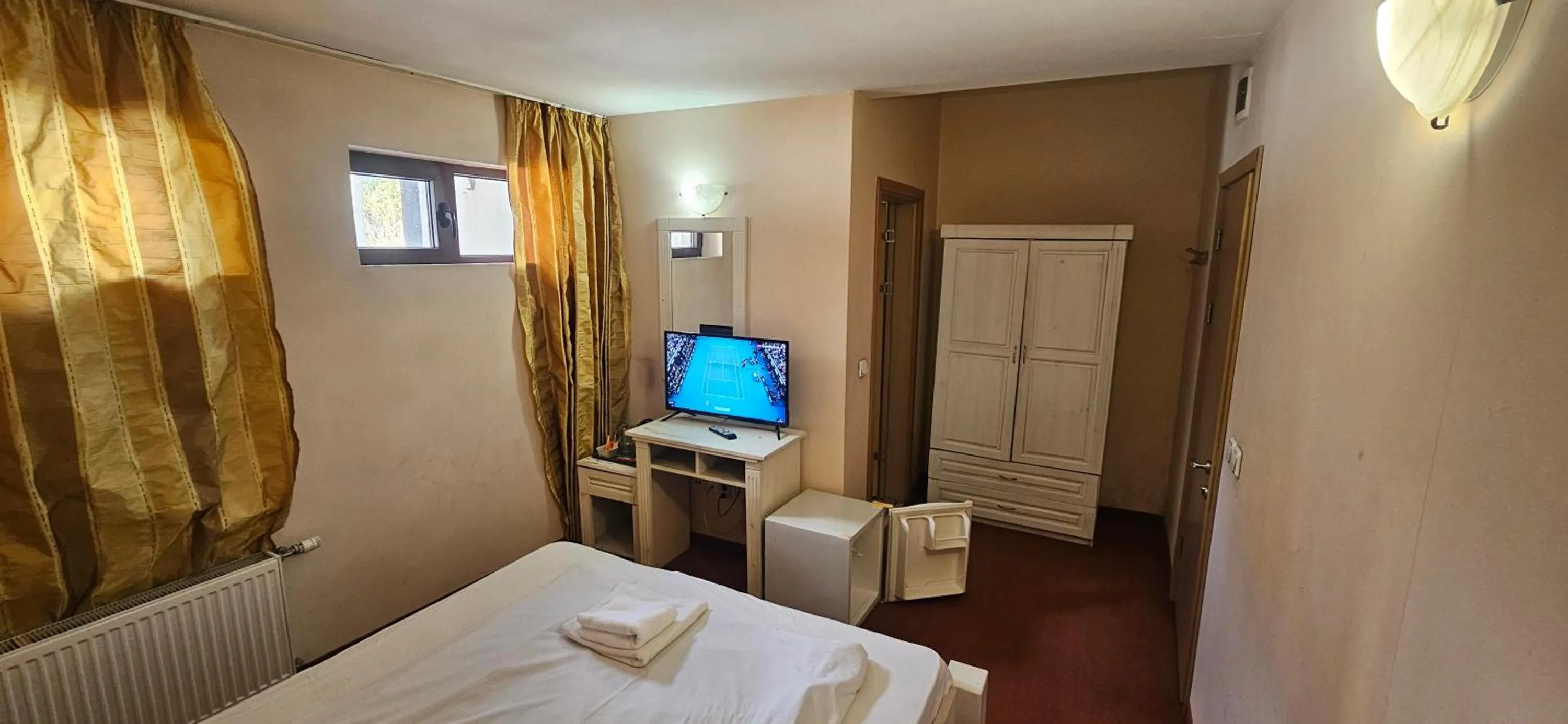 Photo of the whole room, Bed in Guest House ANEX