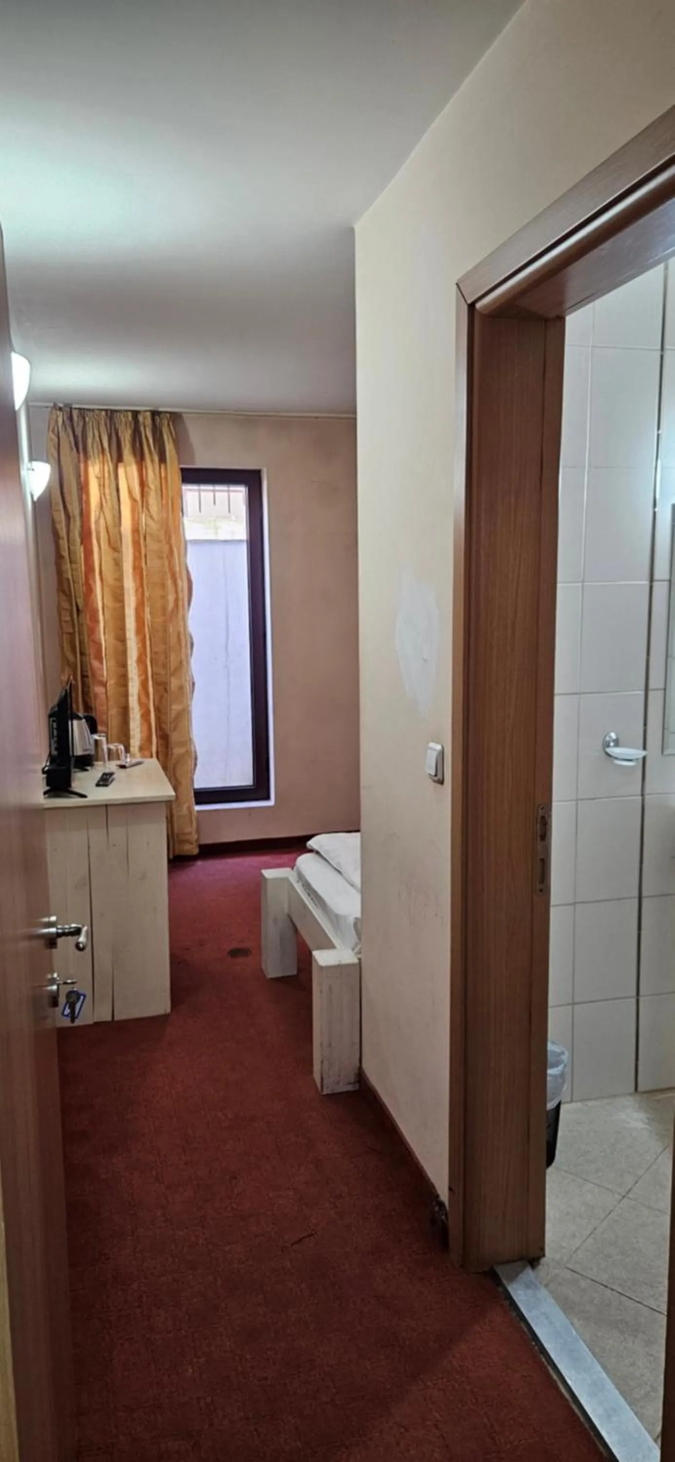 Photo of the whole room in Guest House ANEX