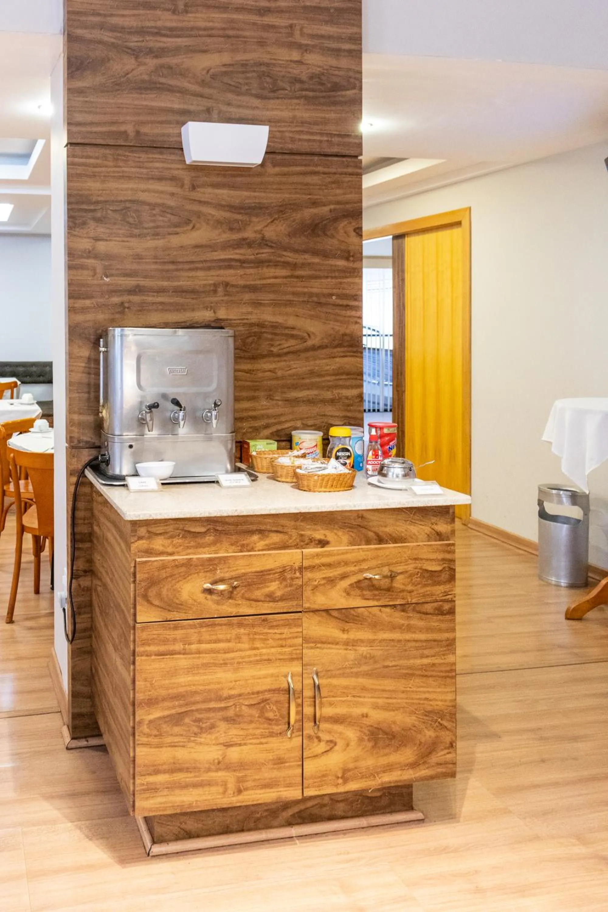 Coffee/tea facilities in Dexter Hotel - Volta Redonda