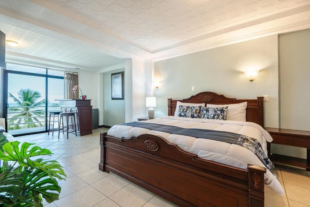 Bed in Paradise Jaco Beach Front