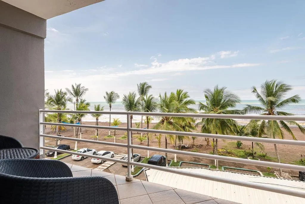 Paradise Jaco Beach Front