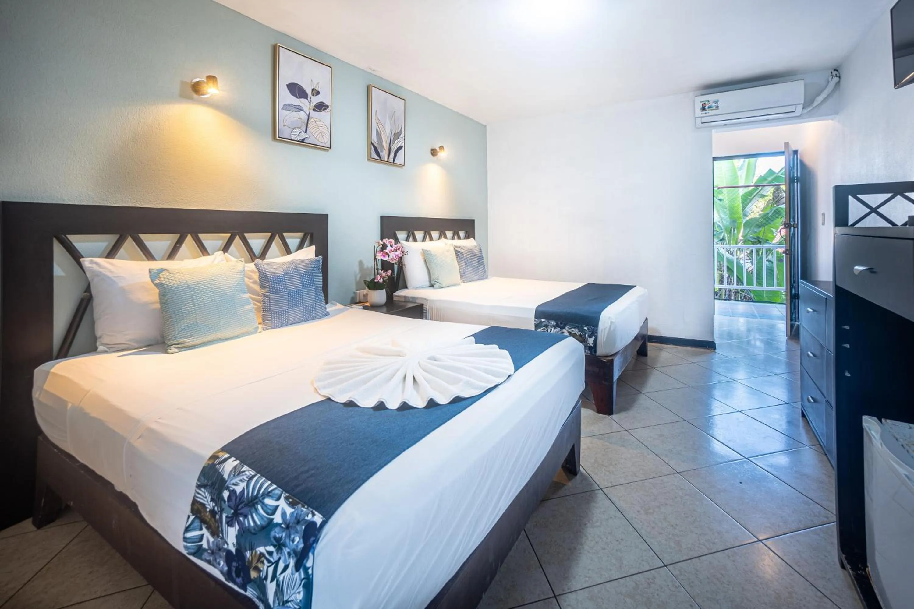 Bedroom, Bed in Paradise Jaco Beach Front