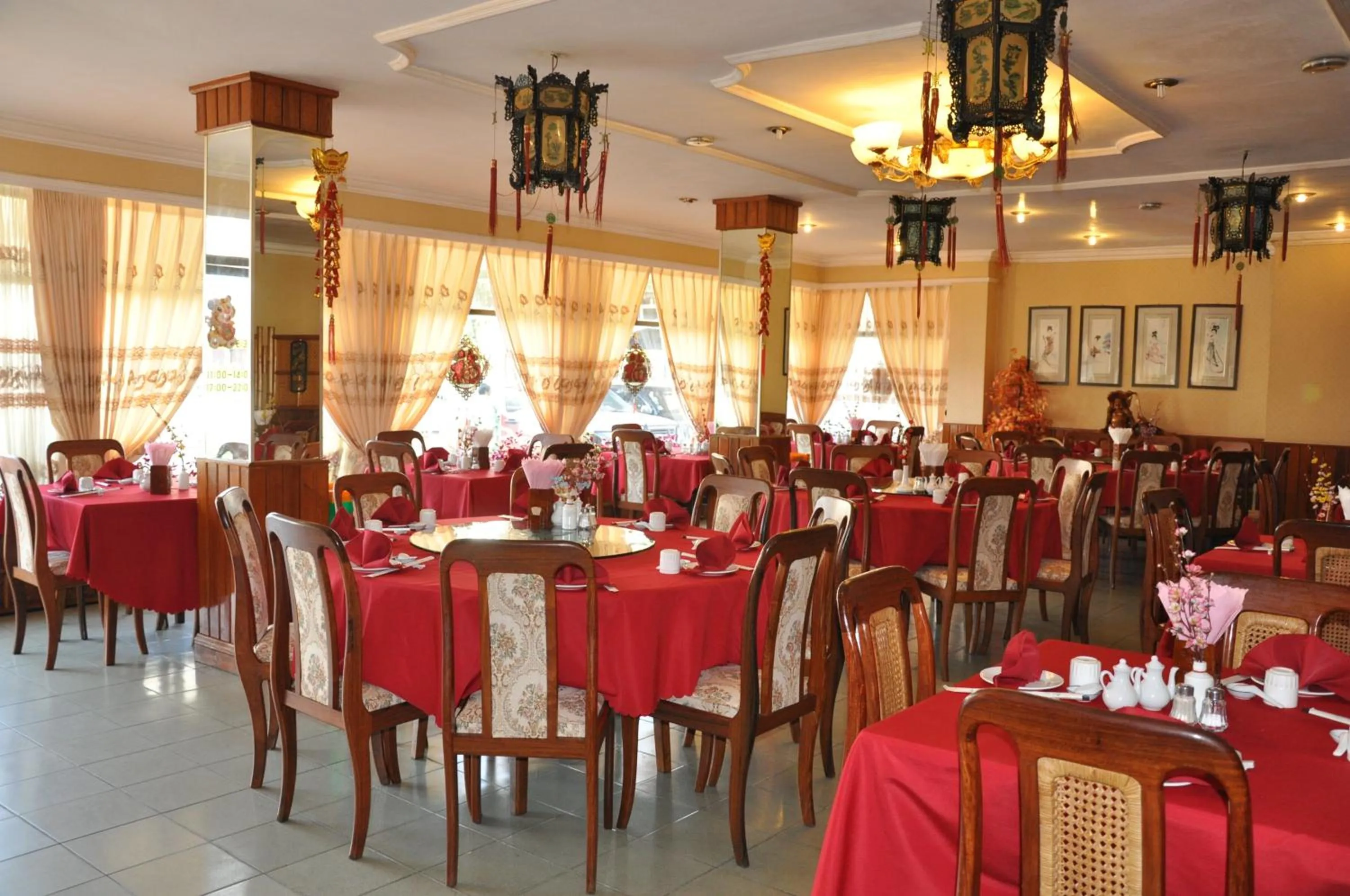 Restaurant/places to eat in Mekong Hotel