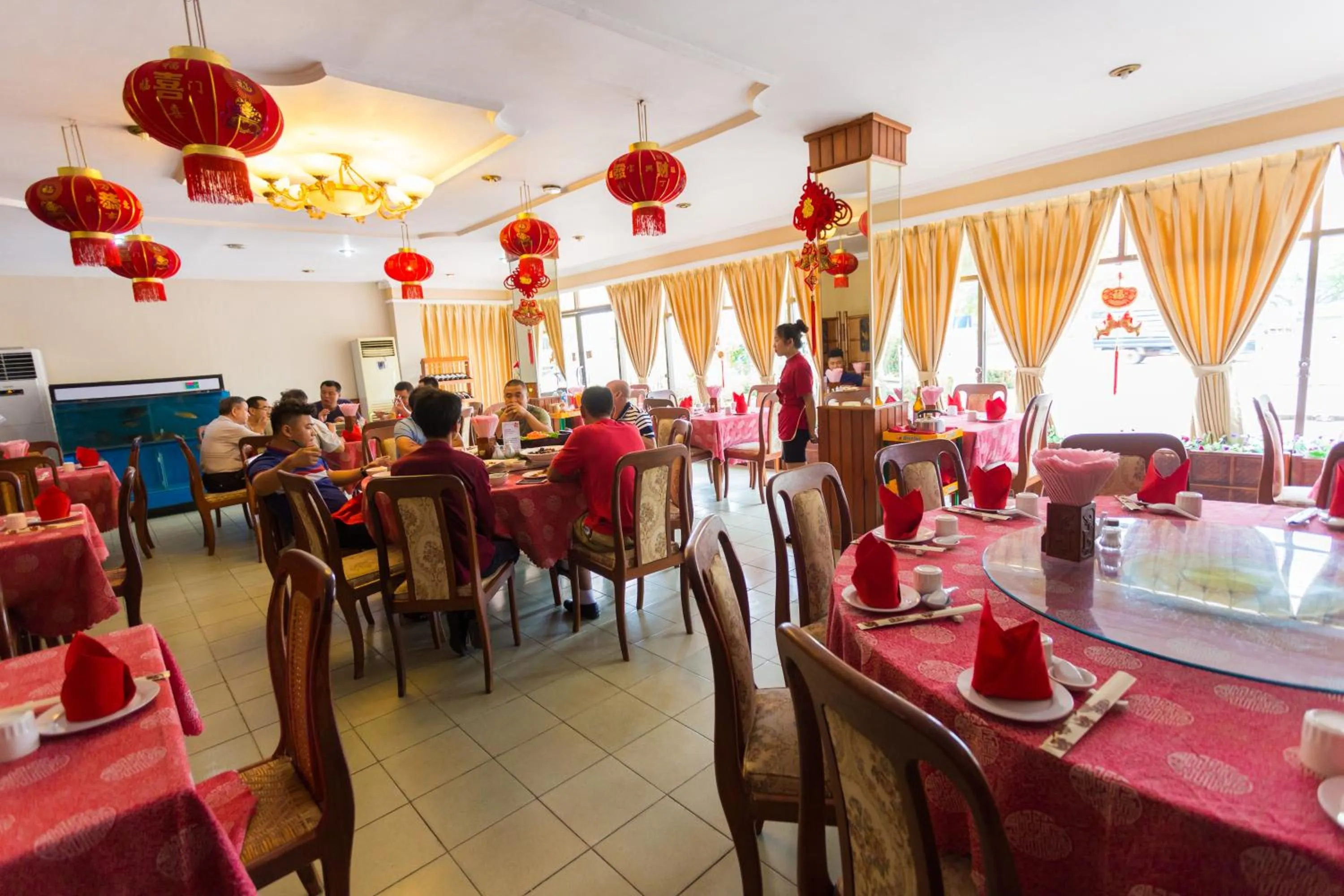 Restaurant/places to eat in Mekong Hotel