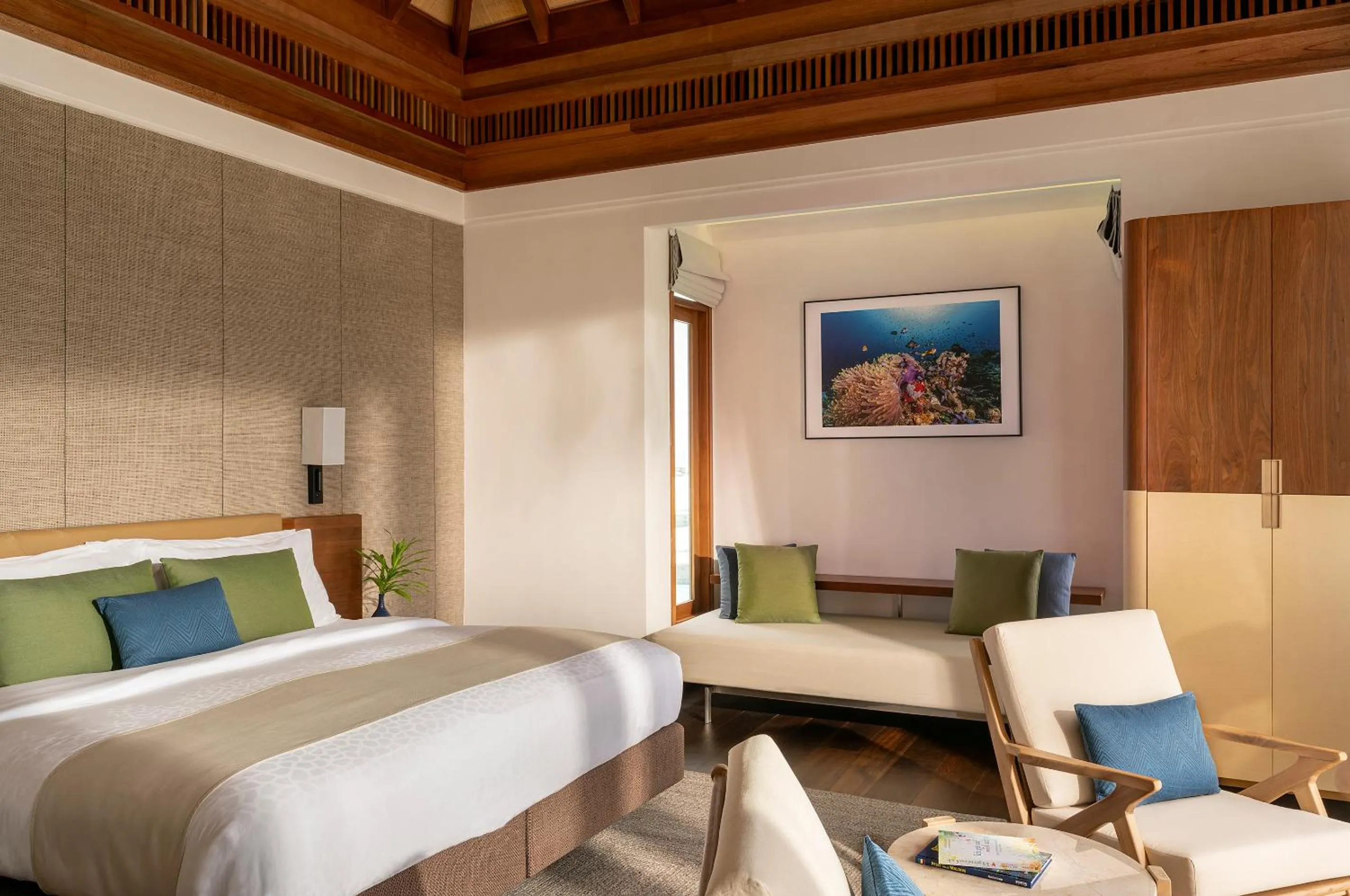 Bedroom, Bed in Kandolhu Maldives