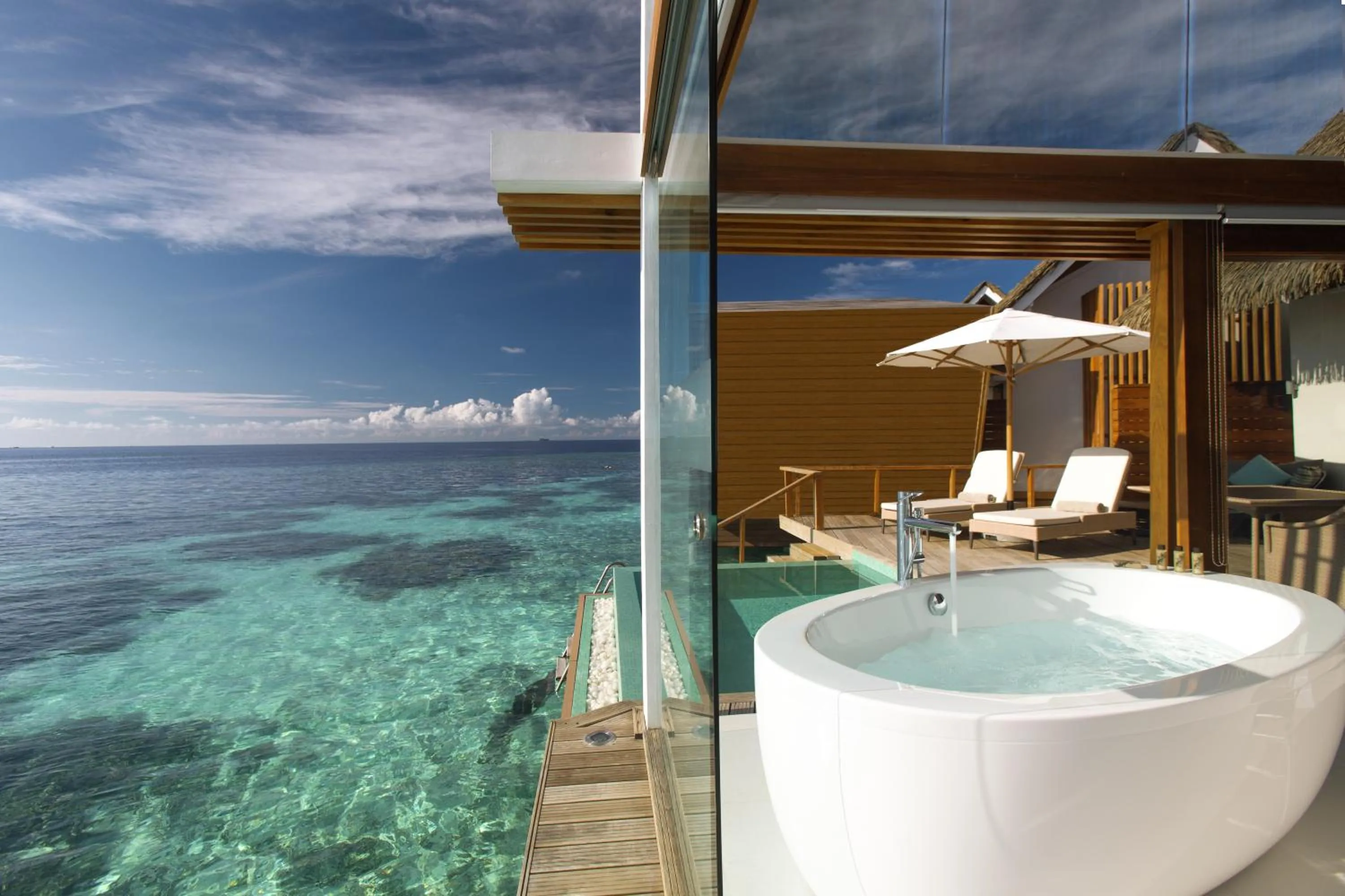 Bath in Kandolhu Maldives