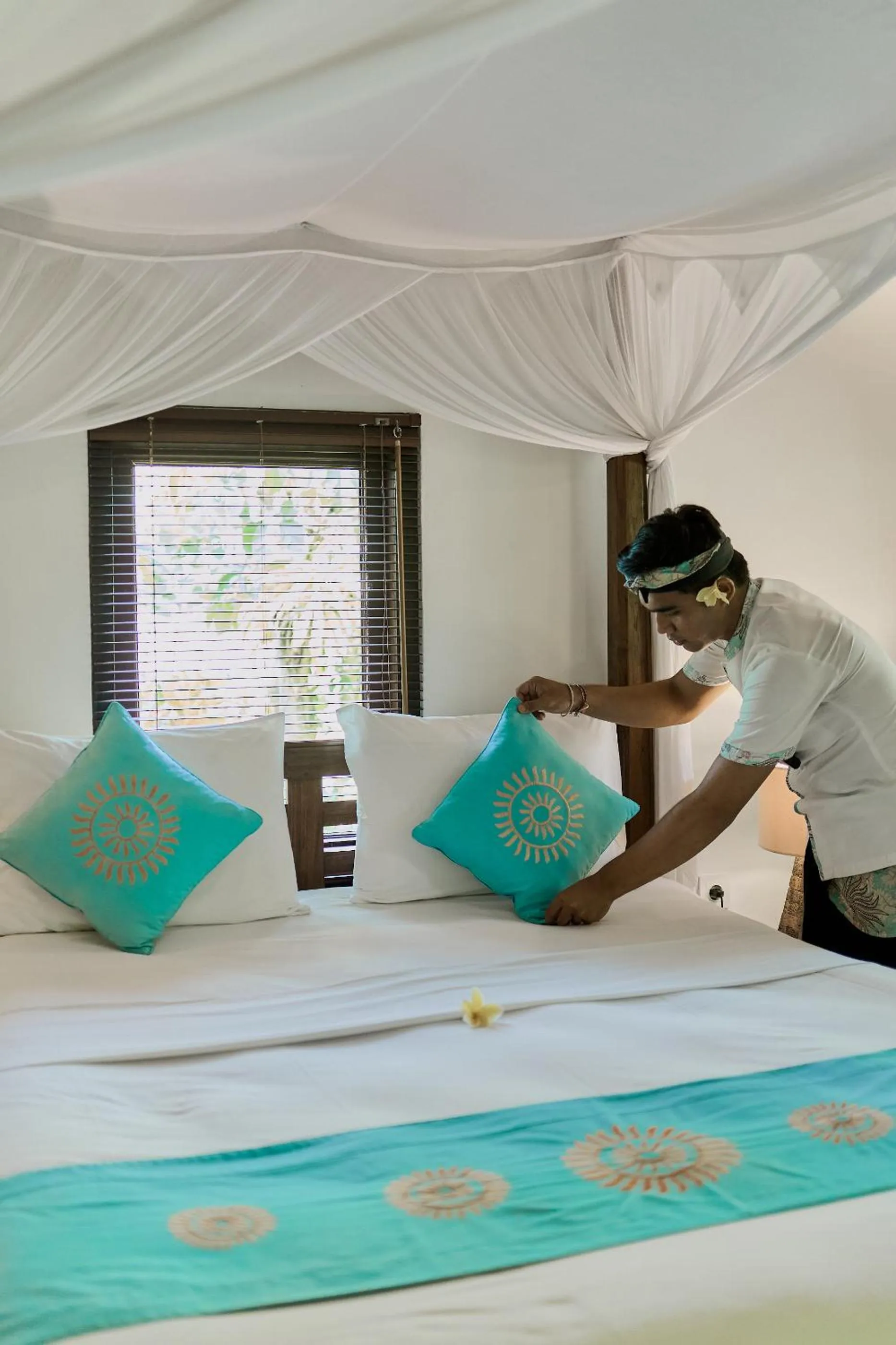 Bed in Sama's Cottages and Villas