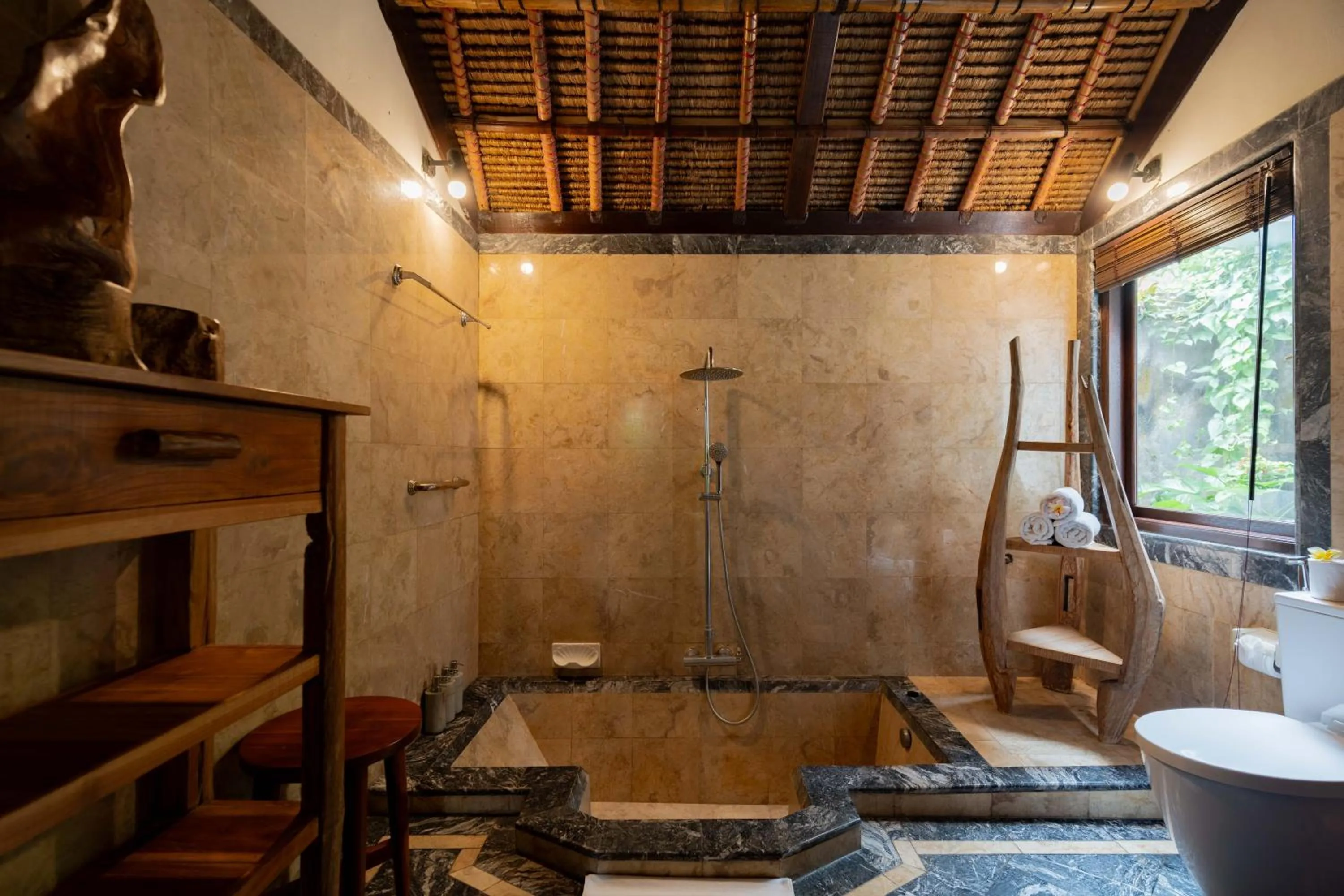 Shower in Sama's Cottages and Villas