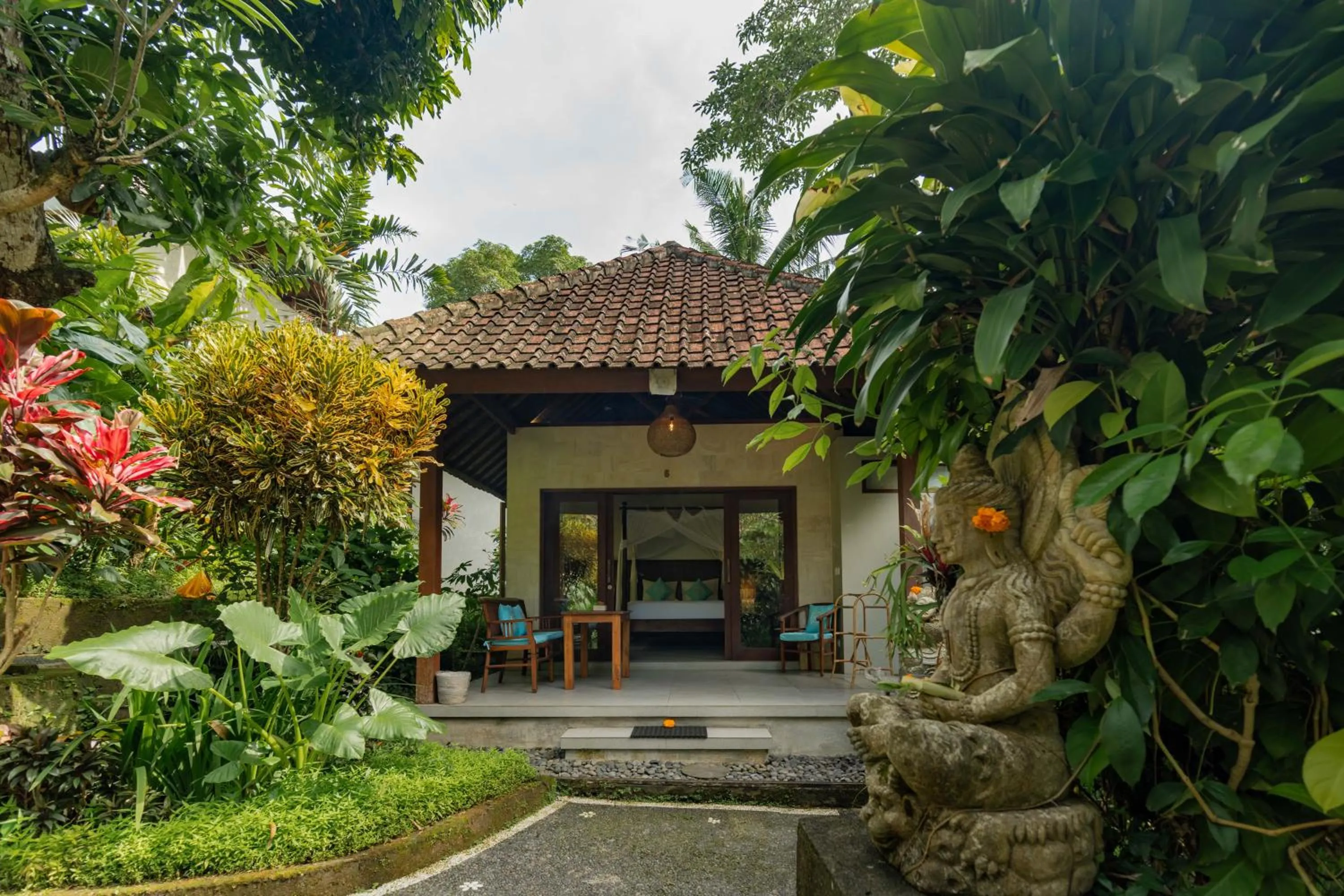 Property building in Sama's Cottages and Villas