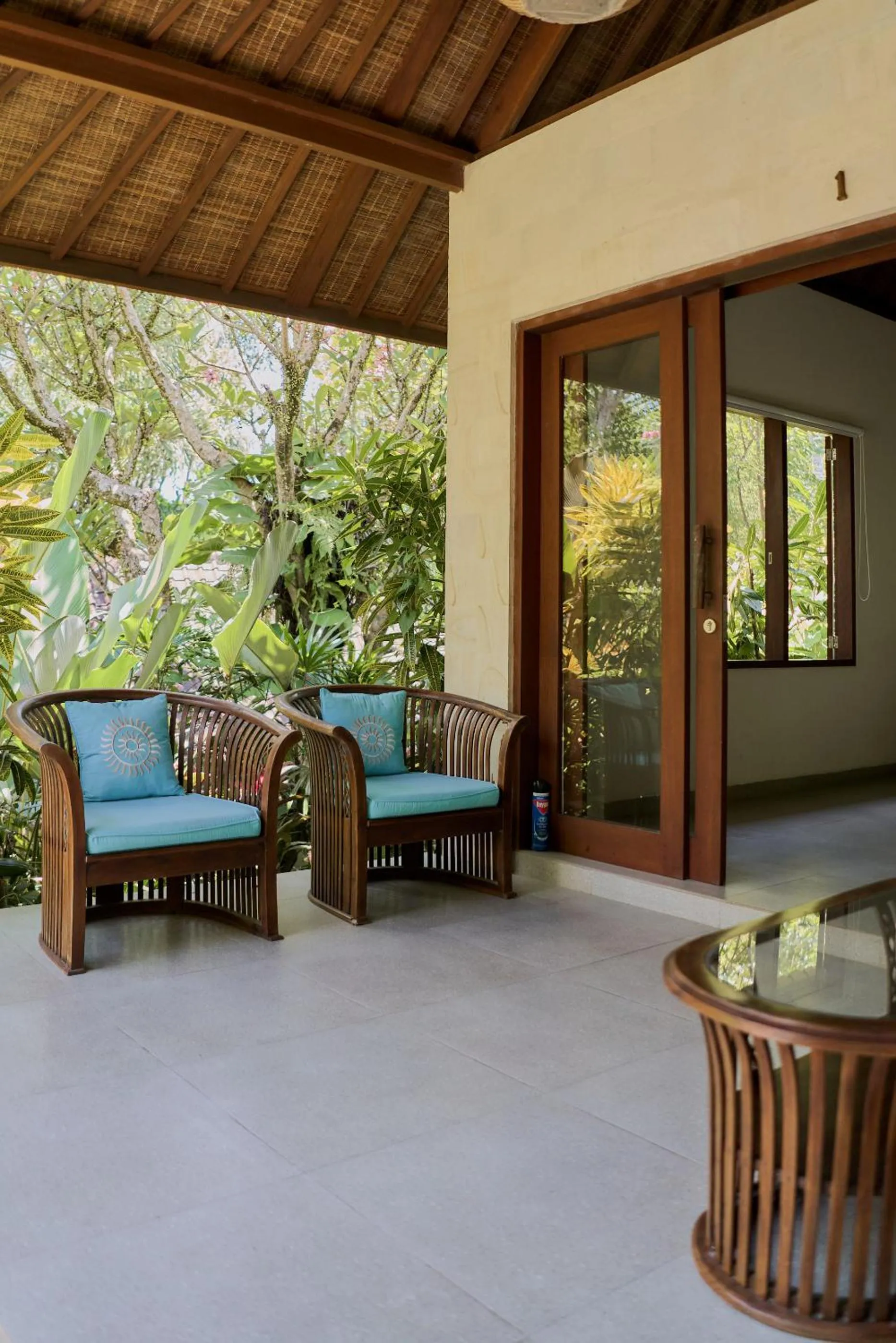 Sama's Cottages and Villas