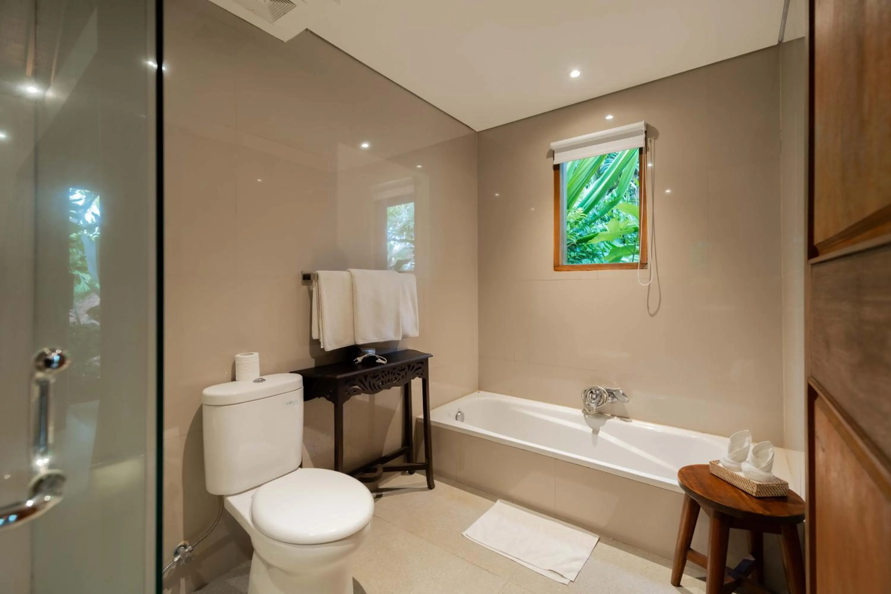 Shower in Sama's Cottages and Villas