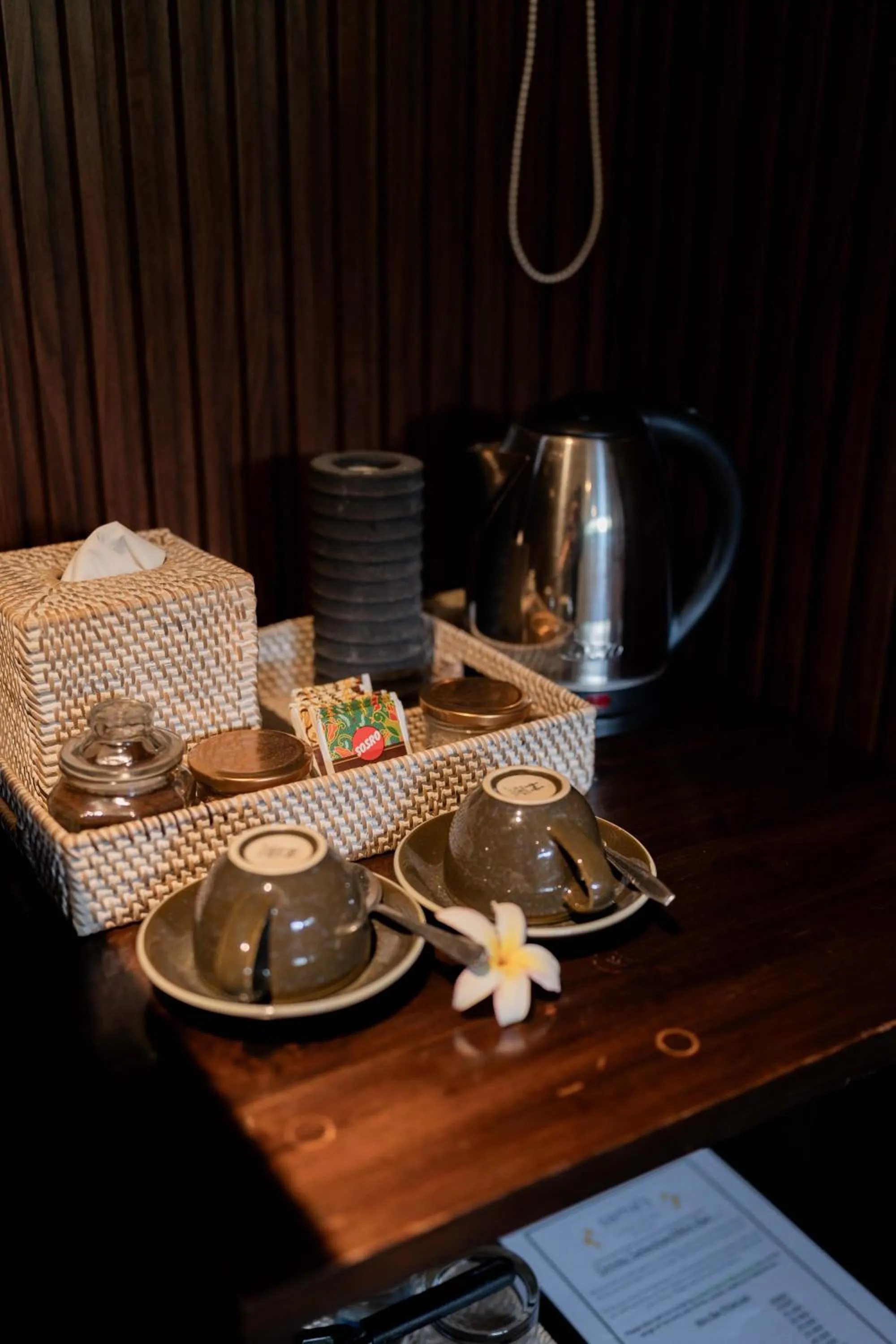 Coffee/tea facilities in Sama's Cottages and Villas