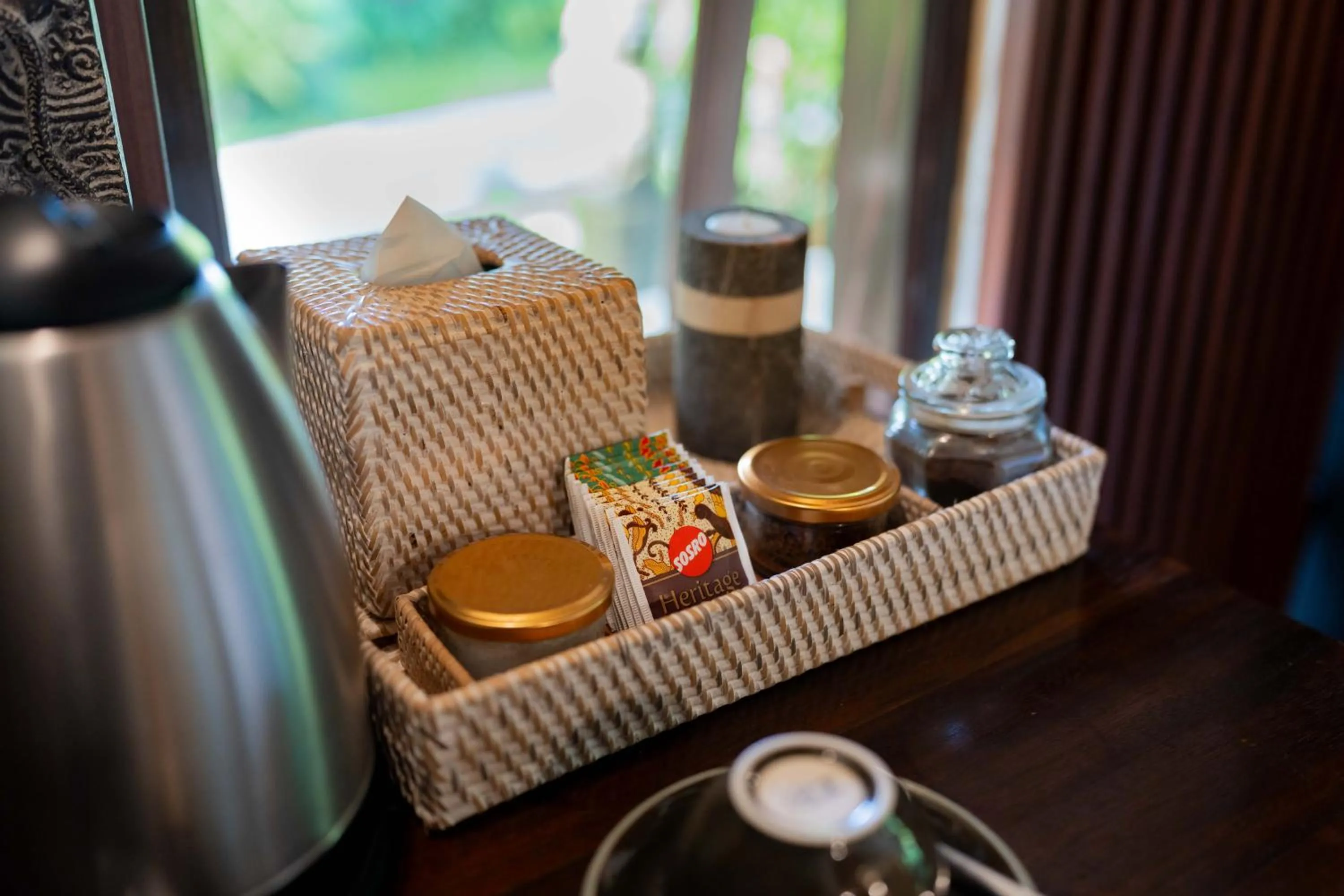 Coffee/tea facilities in Sama's Cottages and Villas