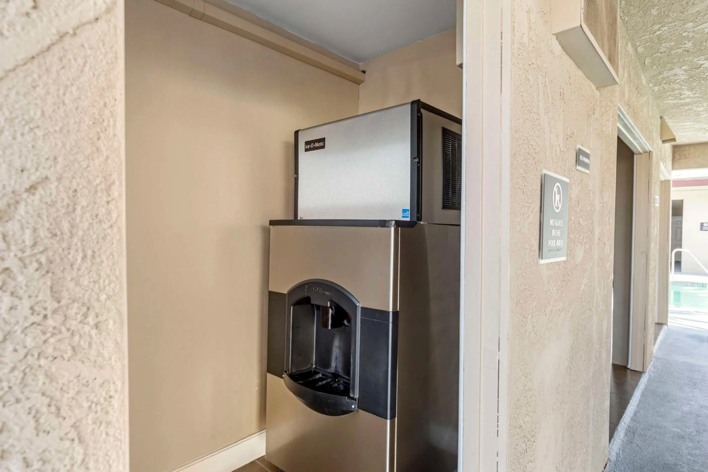 Property building in Best Western China Lake Inn