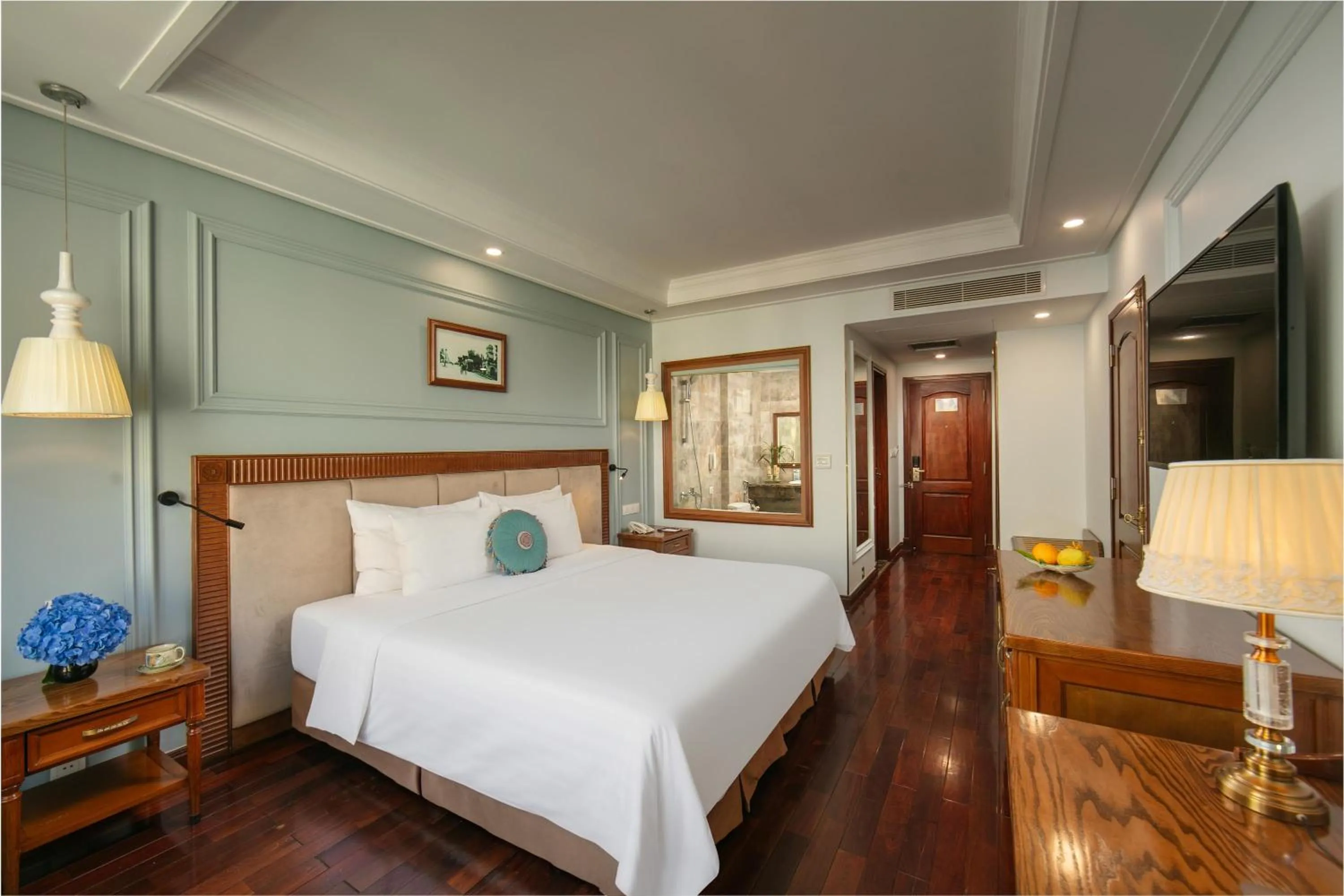 Bedroom, Bed in Hanoi Pearl Hotel