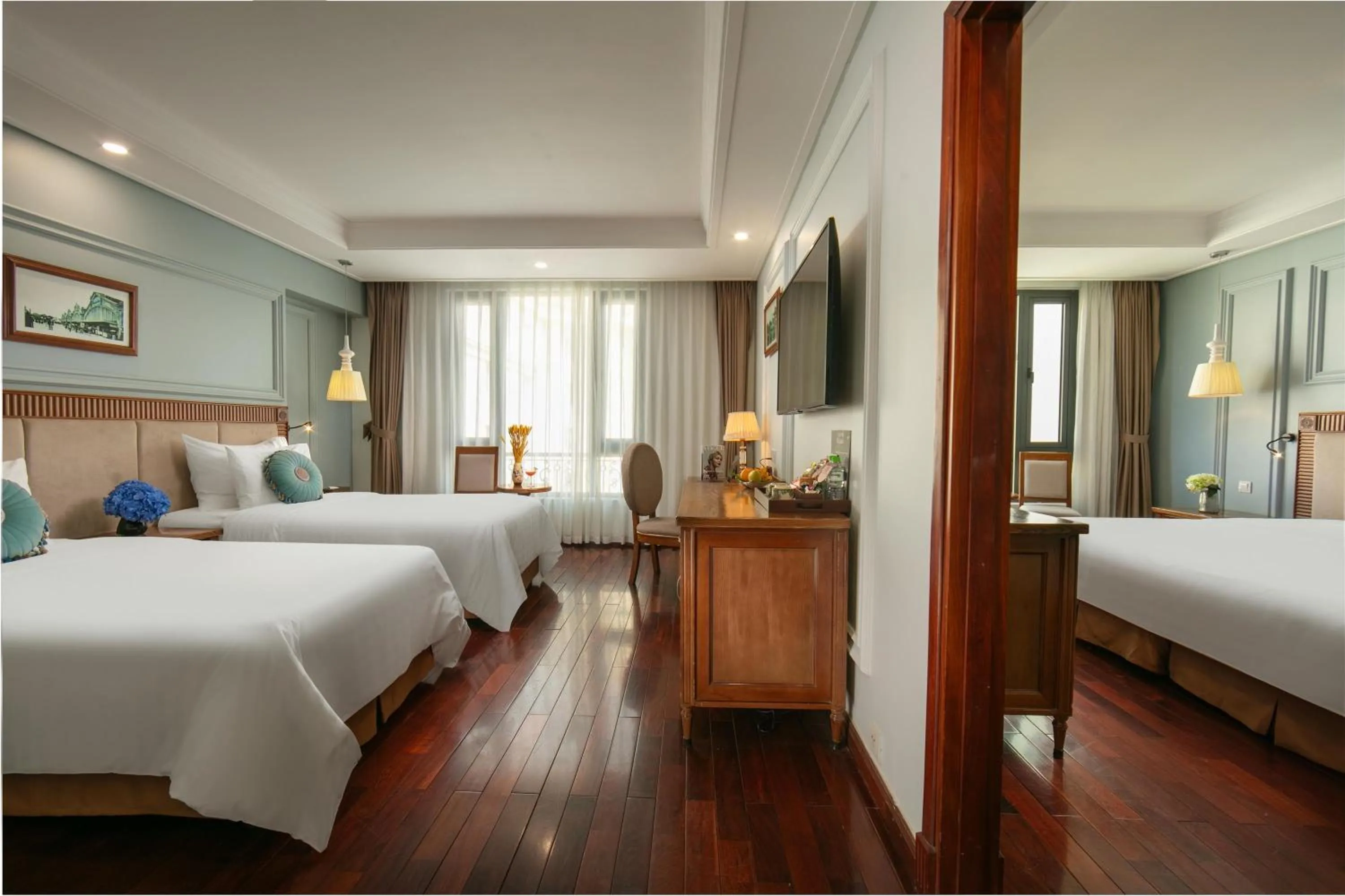 Bedroom, Bed in Hanoi Pearl Hotel