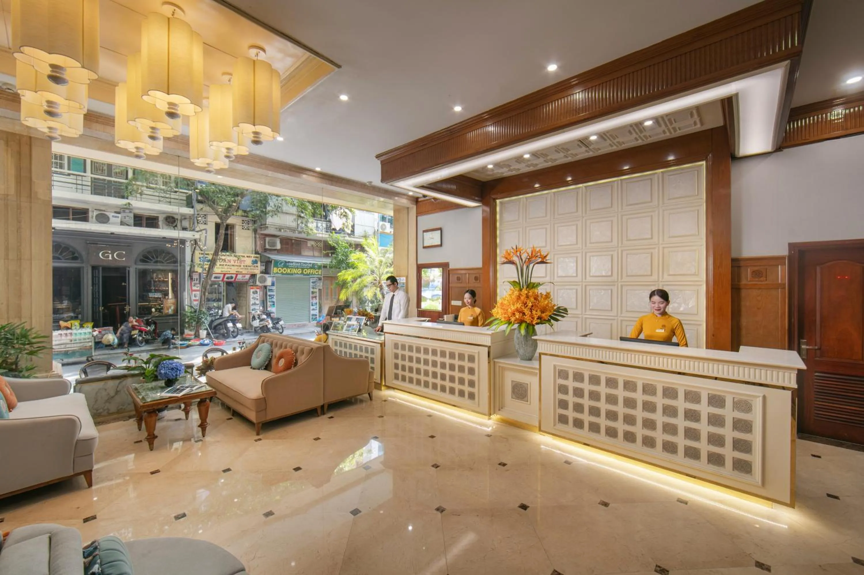 Lobby or reception in Hanoi Pearl Hotel