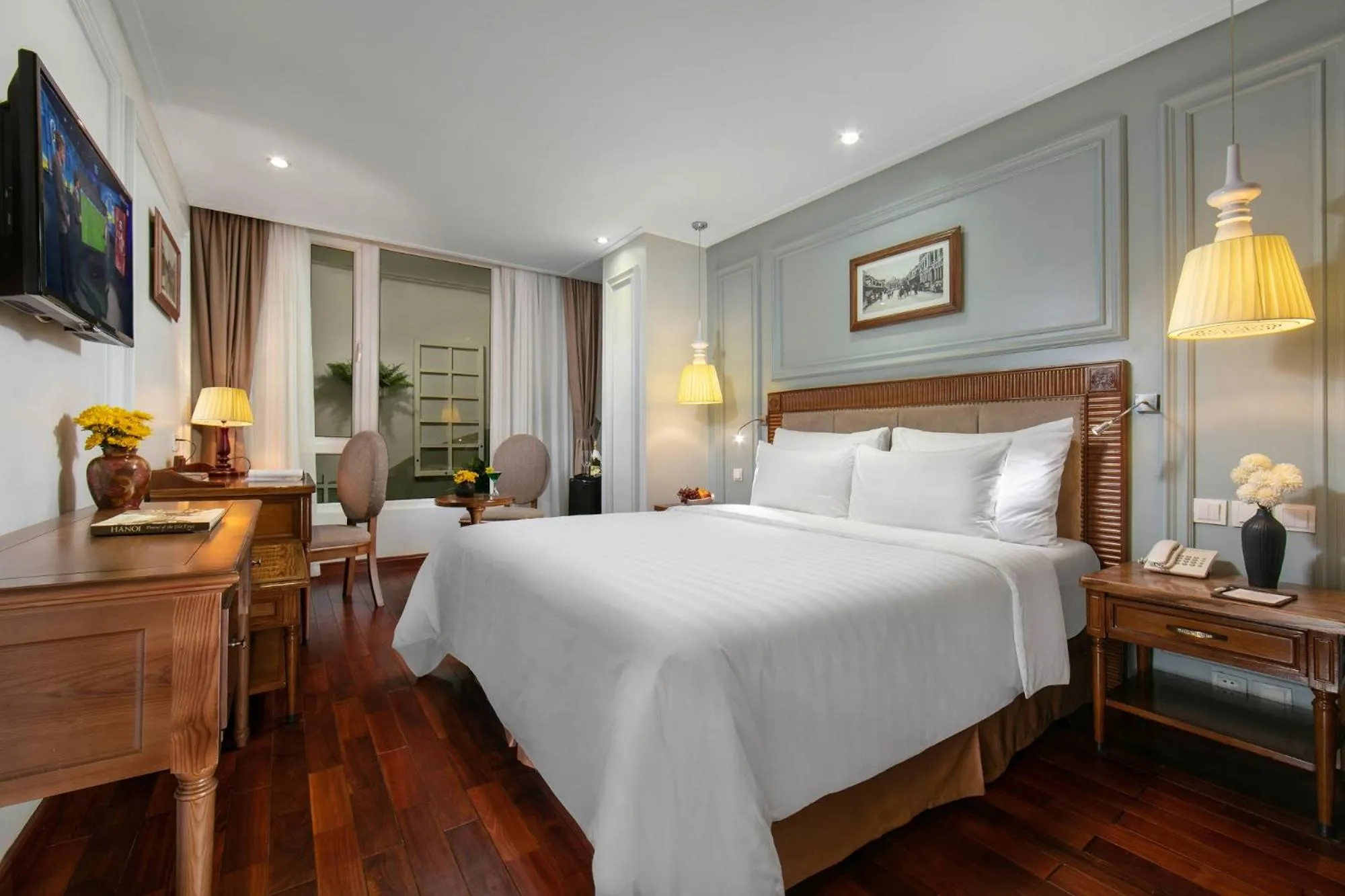 Photo of the whole room, Bed in Hanoi Pearl Hotel