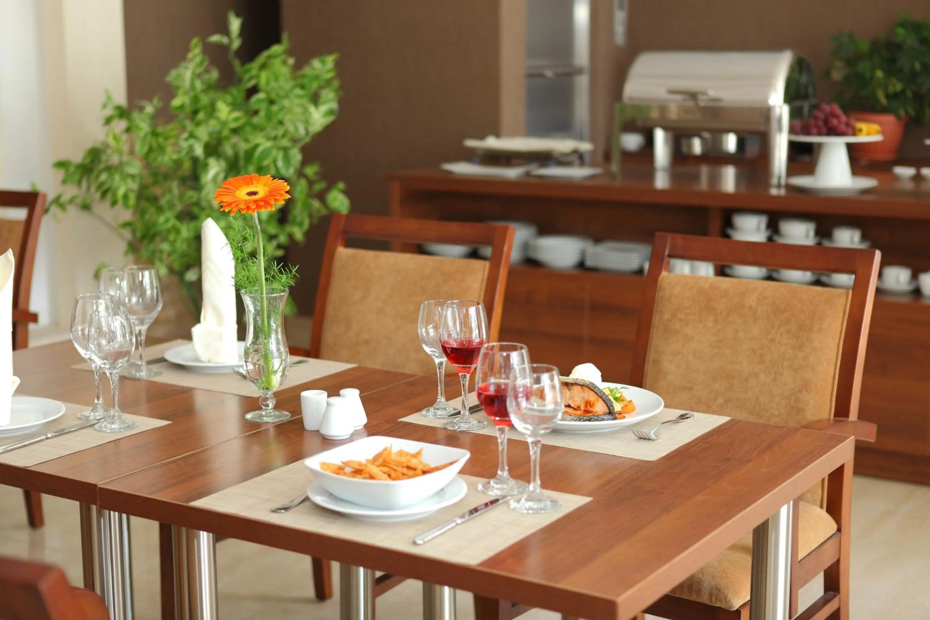 Restaurant/places to eat in Bishkek Boutique Hotel
