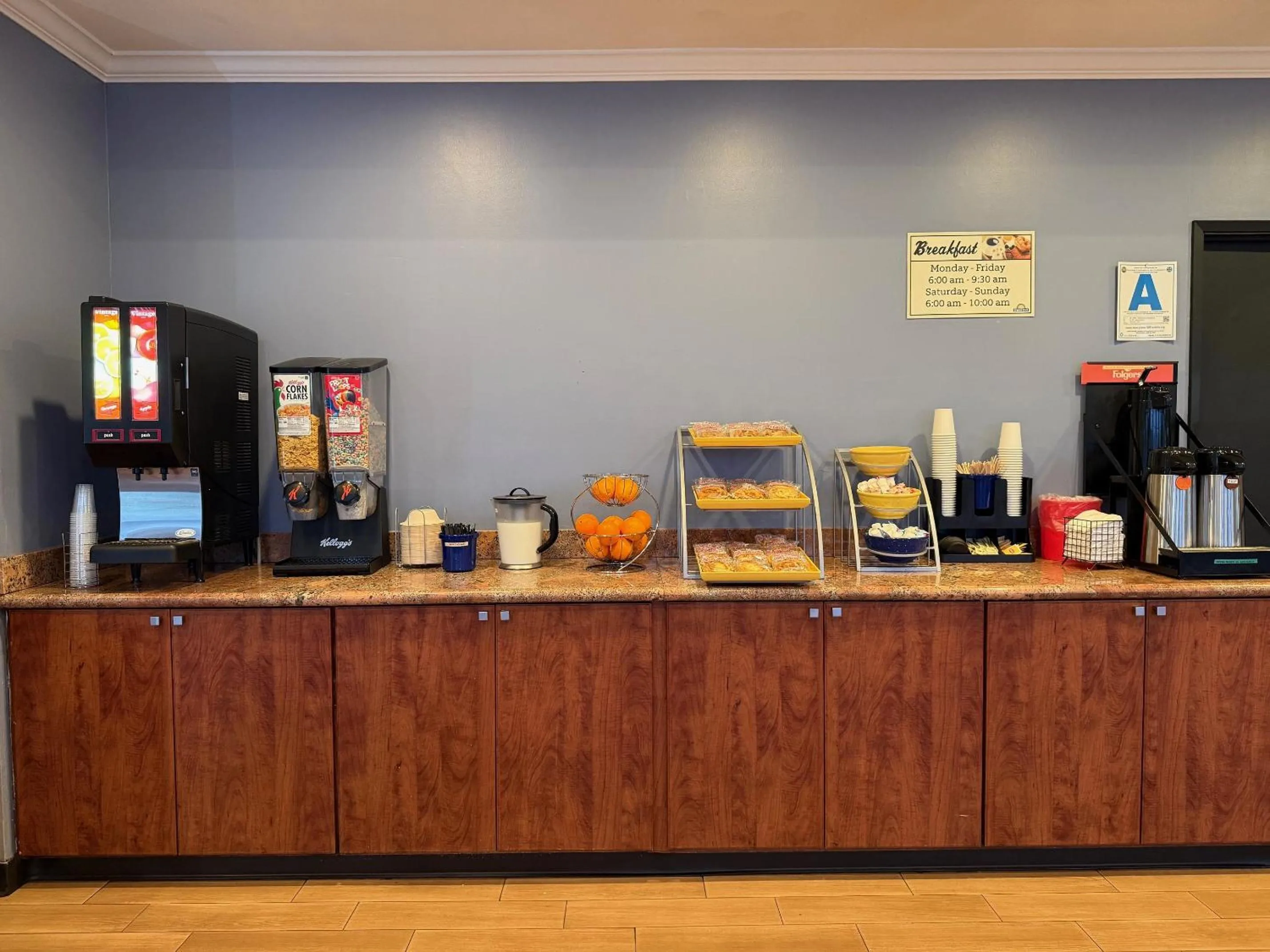 Breakfast in Super 8 by Wyndham El Cajon San Diego