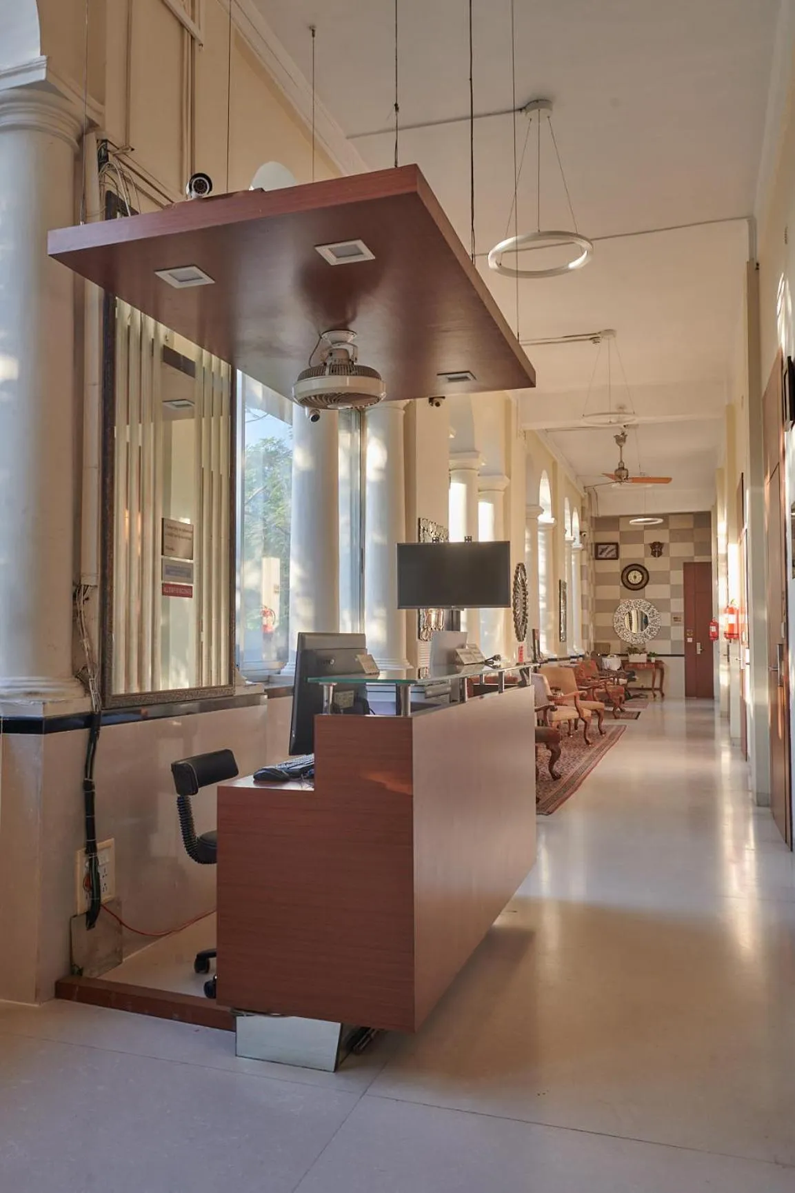 Lobby or reception in Elphinstone Hotel