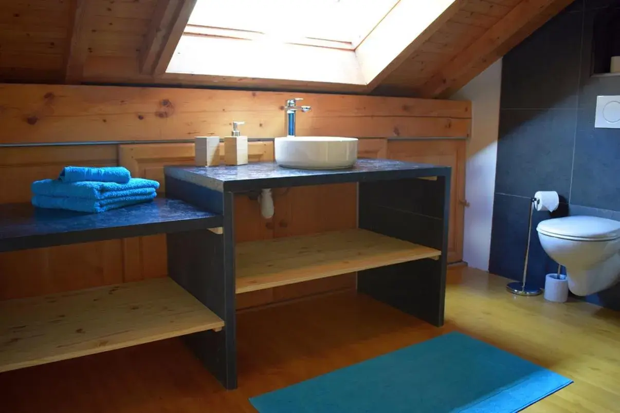 Deluxe Double or Twin Room in Autour du Soleil Deluxe Double or Twin Room in Autour du Soleil