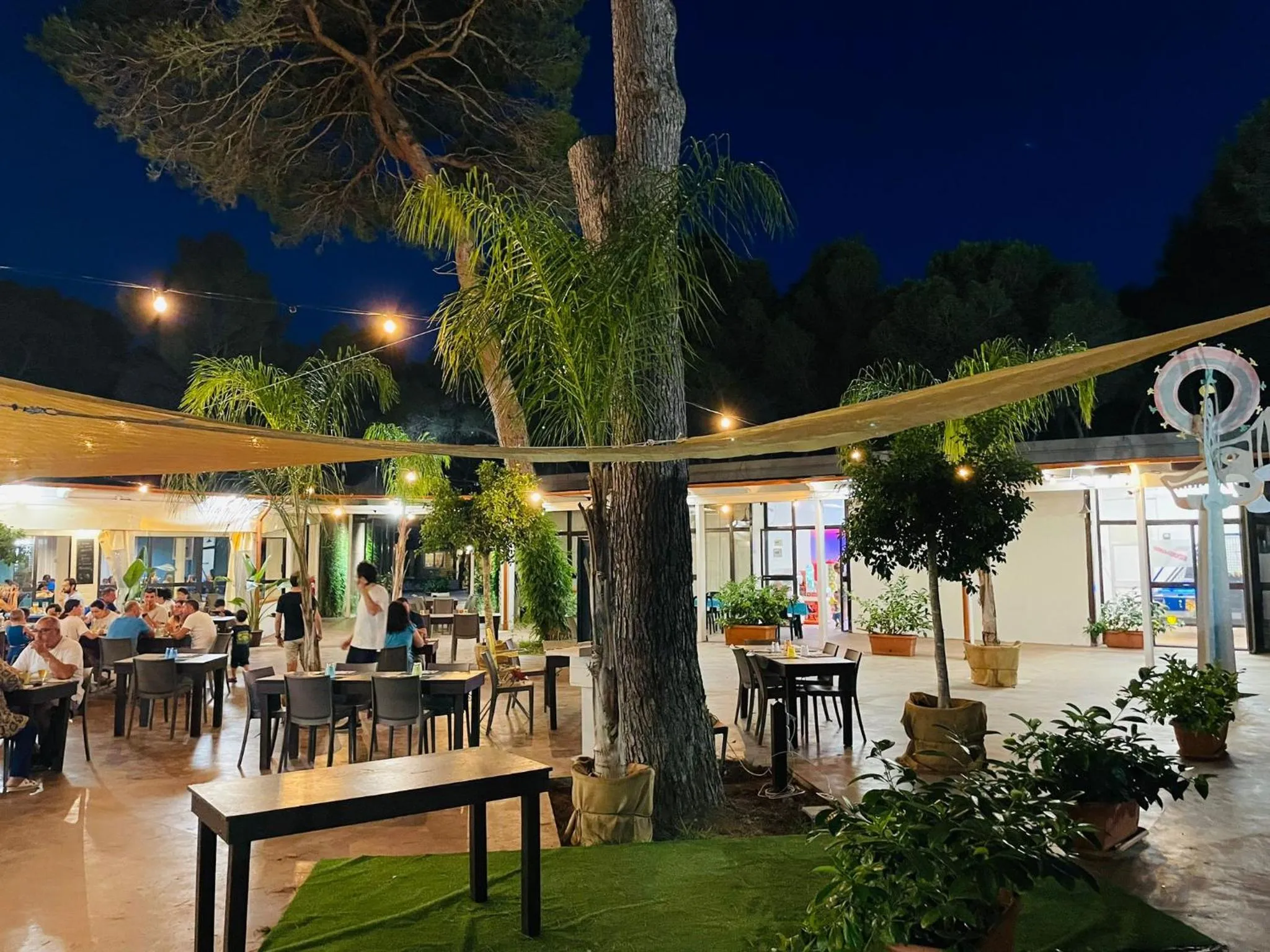 Restaurant/places to eat in Riva dei Greci Camping Village