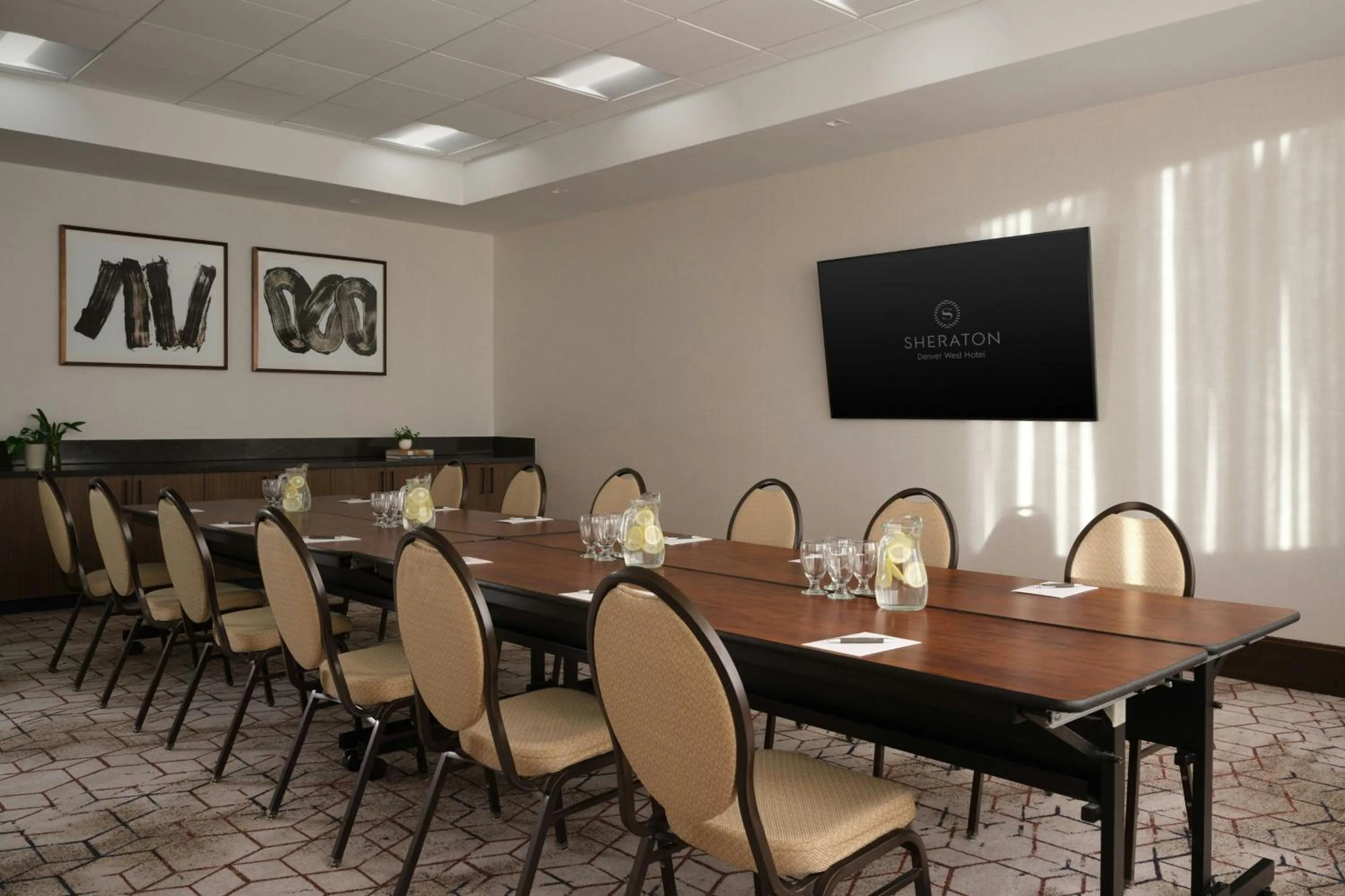 Meeting/conference room in Sheraton Denver West Hotel