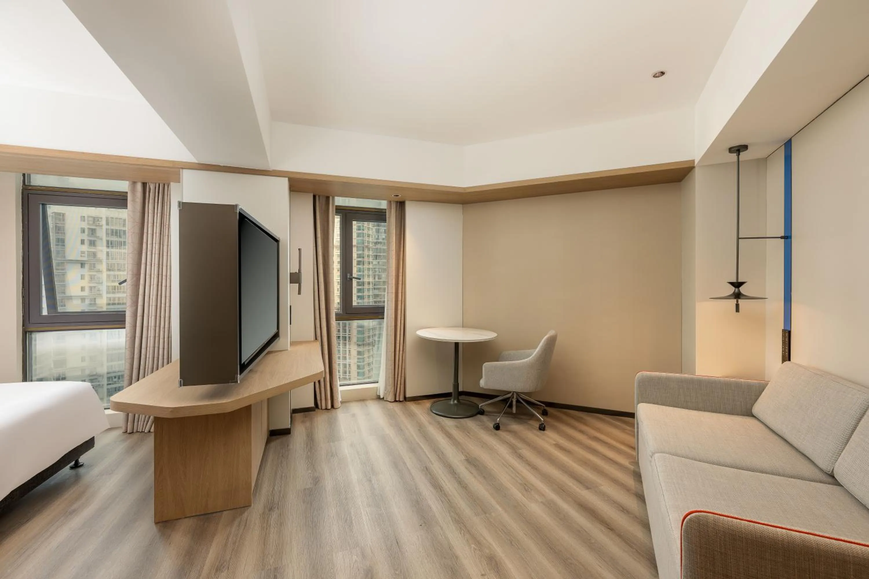 TV and multimedia, Bed in Holiday Inn Express Guiyang Downtown by IHG