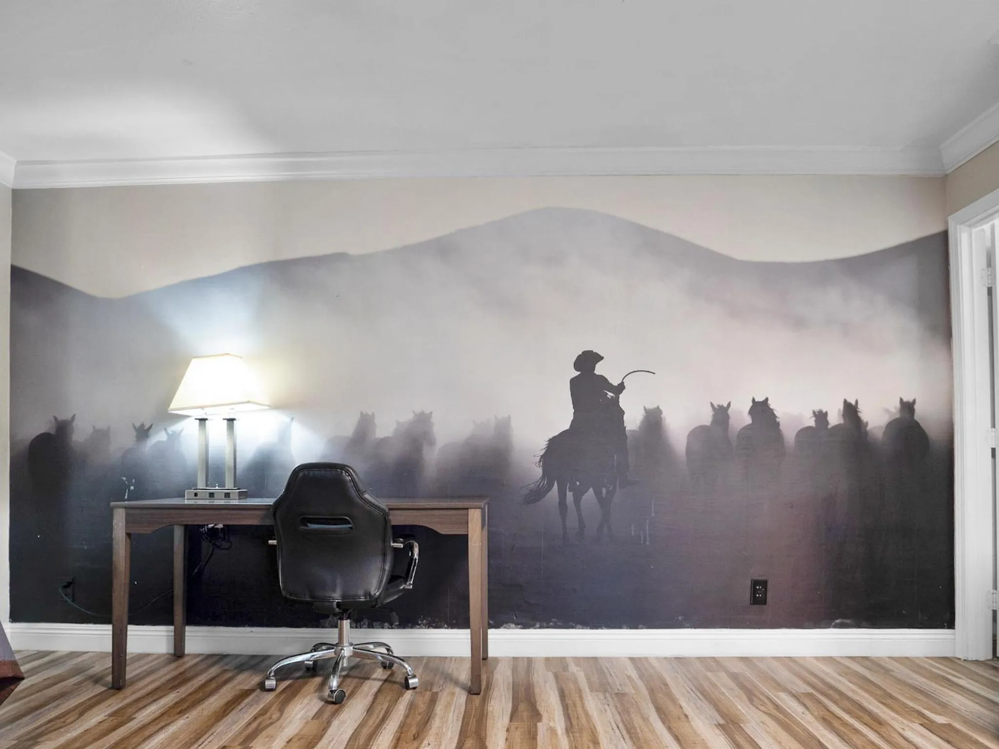 hair dresser in Rodeo Lodge