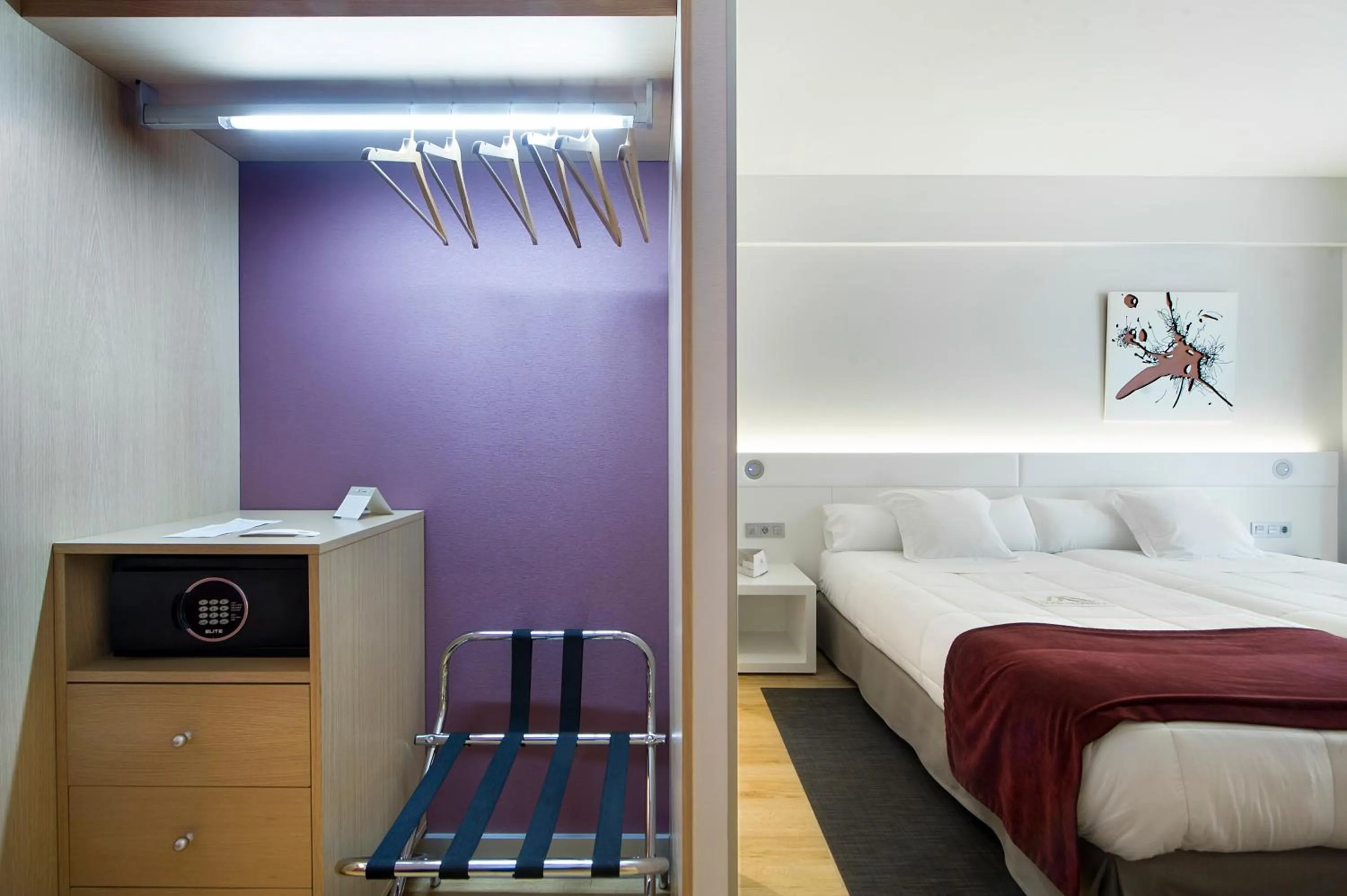 Bedroom, Bed in Sercotel Ciudad de Miranda