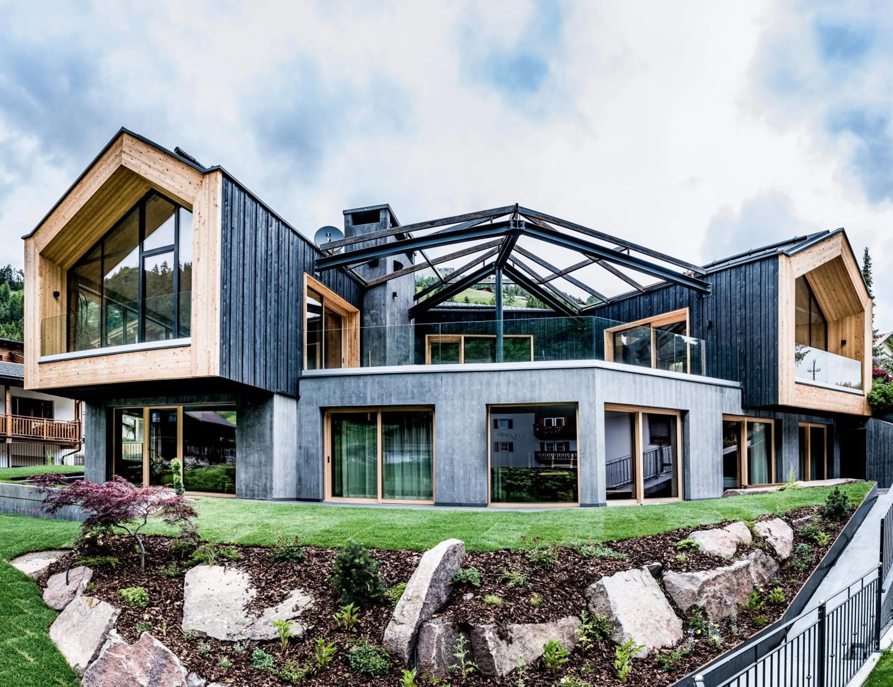 Property building in Mi Coa