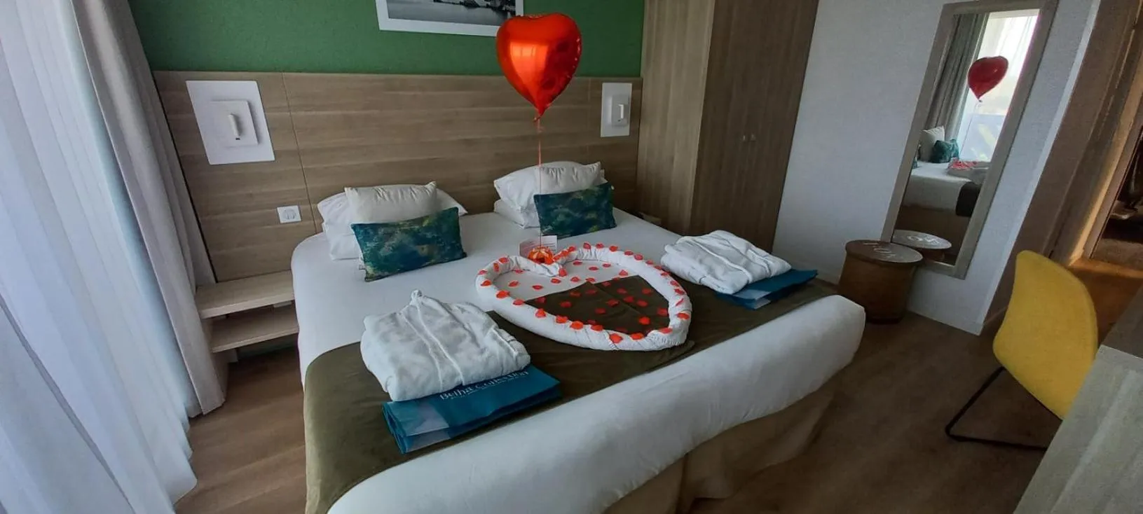 Photo of the whole room, Bed in Les Terrasses d'Atlanthal