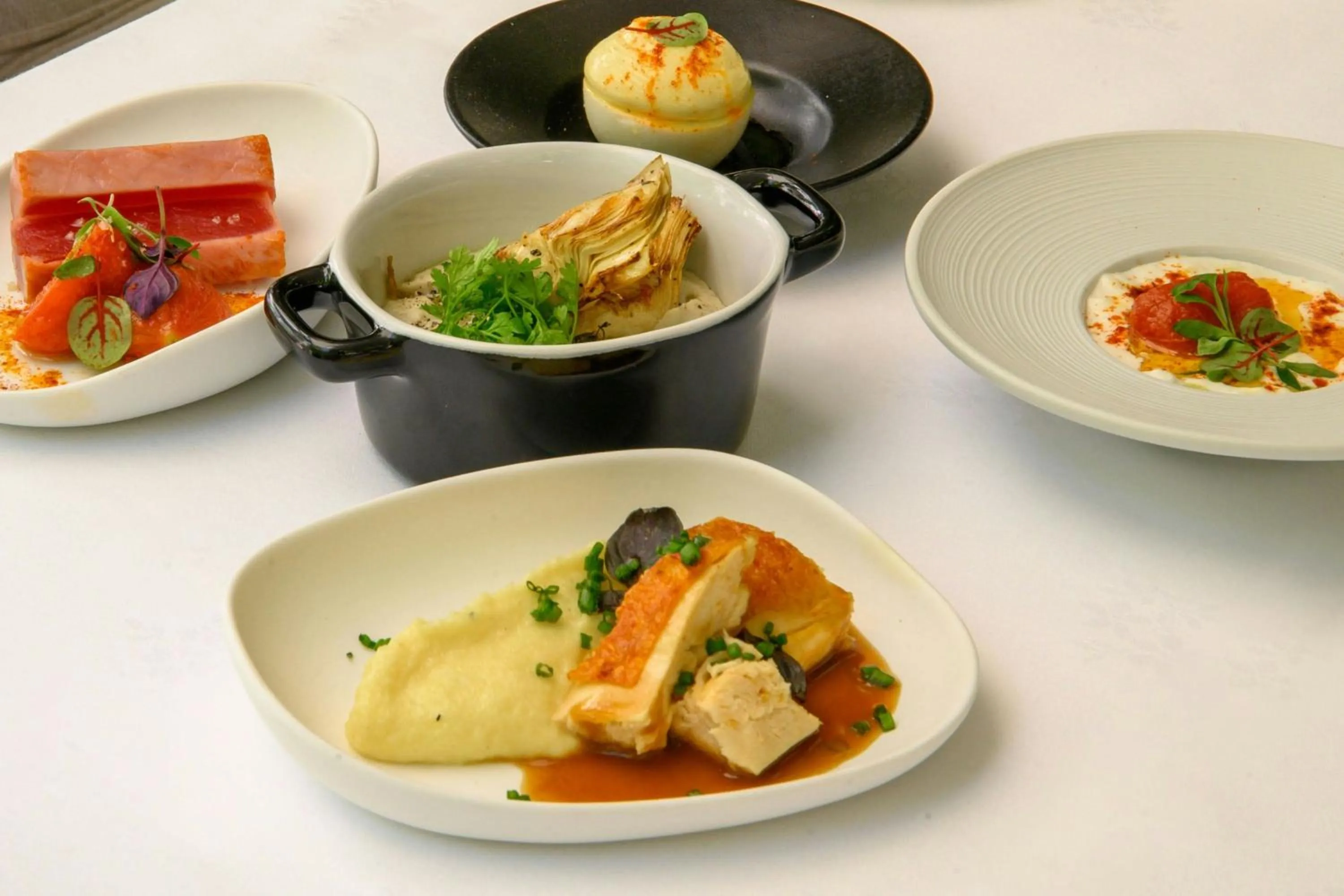 Meeting/conference room in Renaissance Paris Nobel Tour Eiffel Hotel