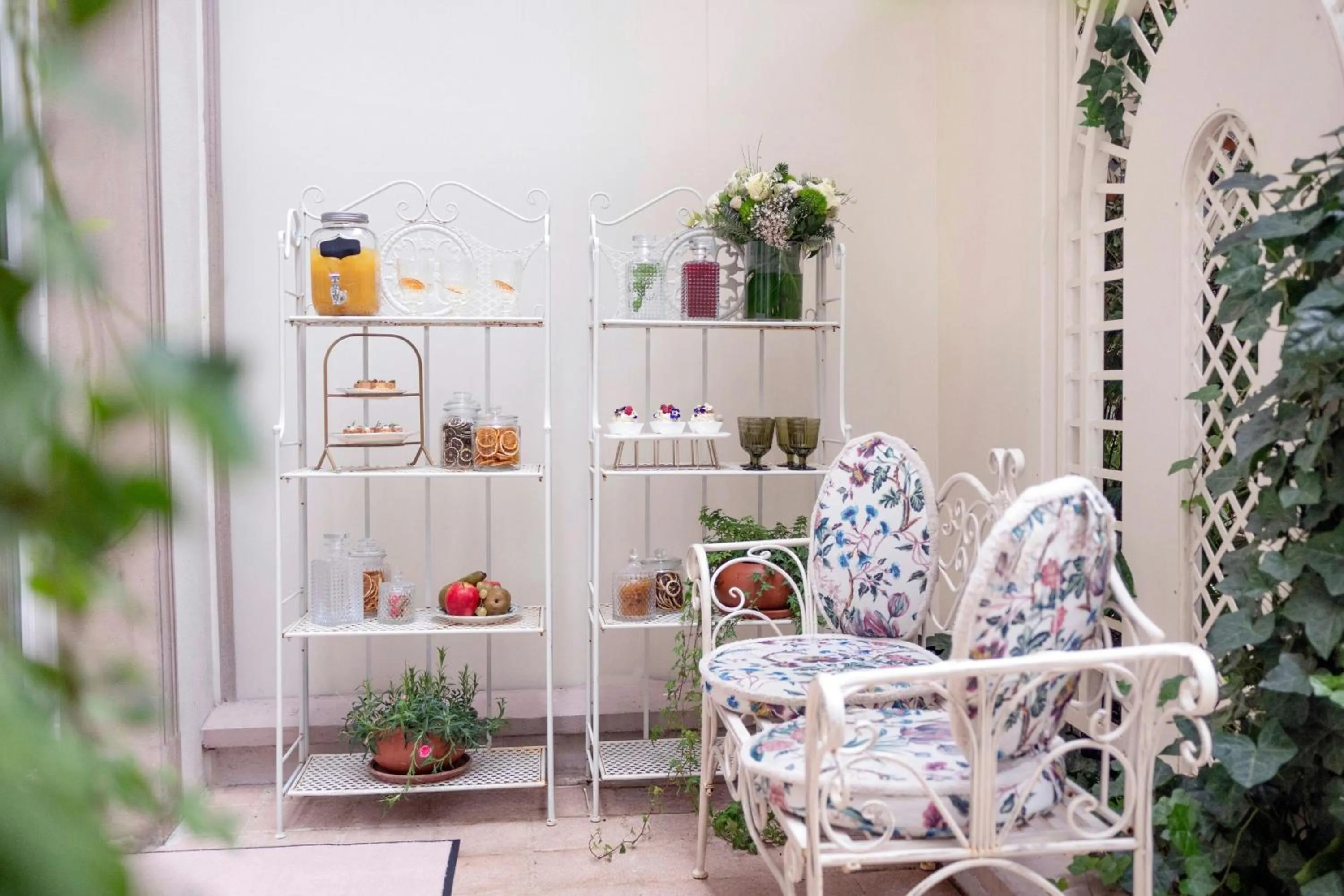 Meeting/conference room in Renaissance Paris Nobel Tour Eiffel Hotel
