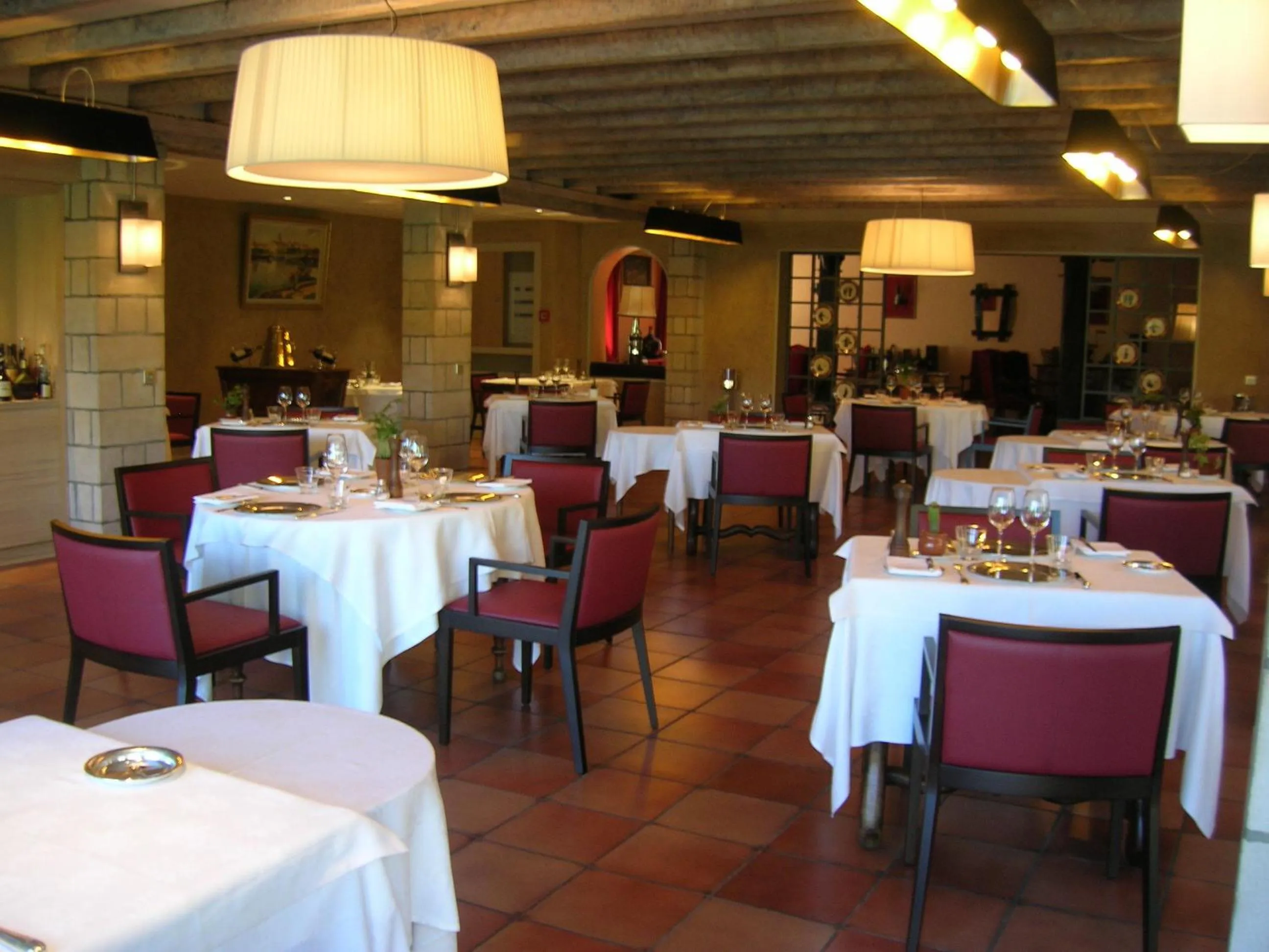 Restaurant/places to eat in Hotel Argi Eder