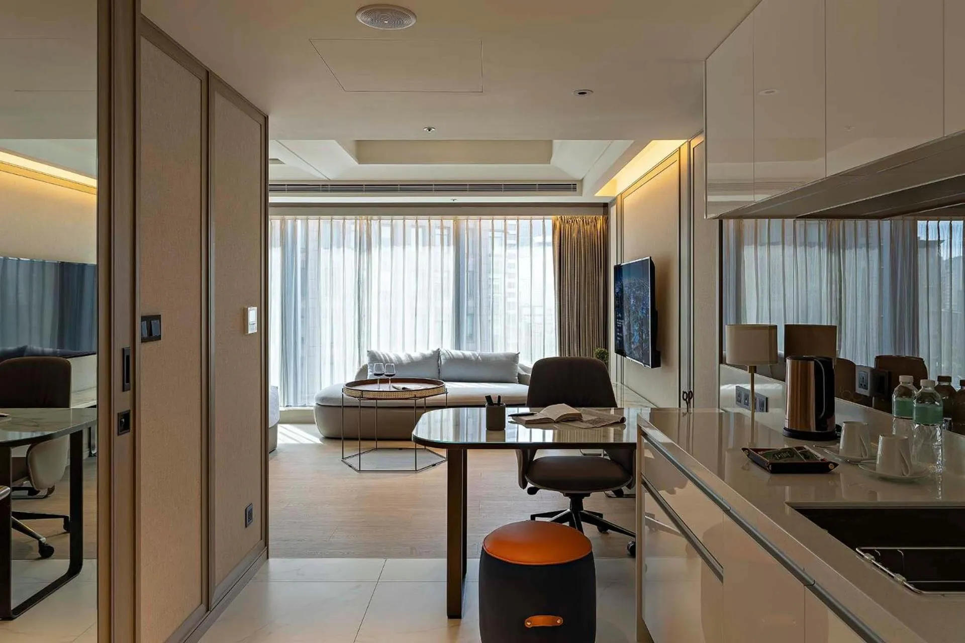 Living room in Hanns House