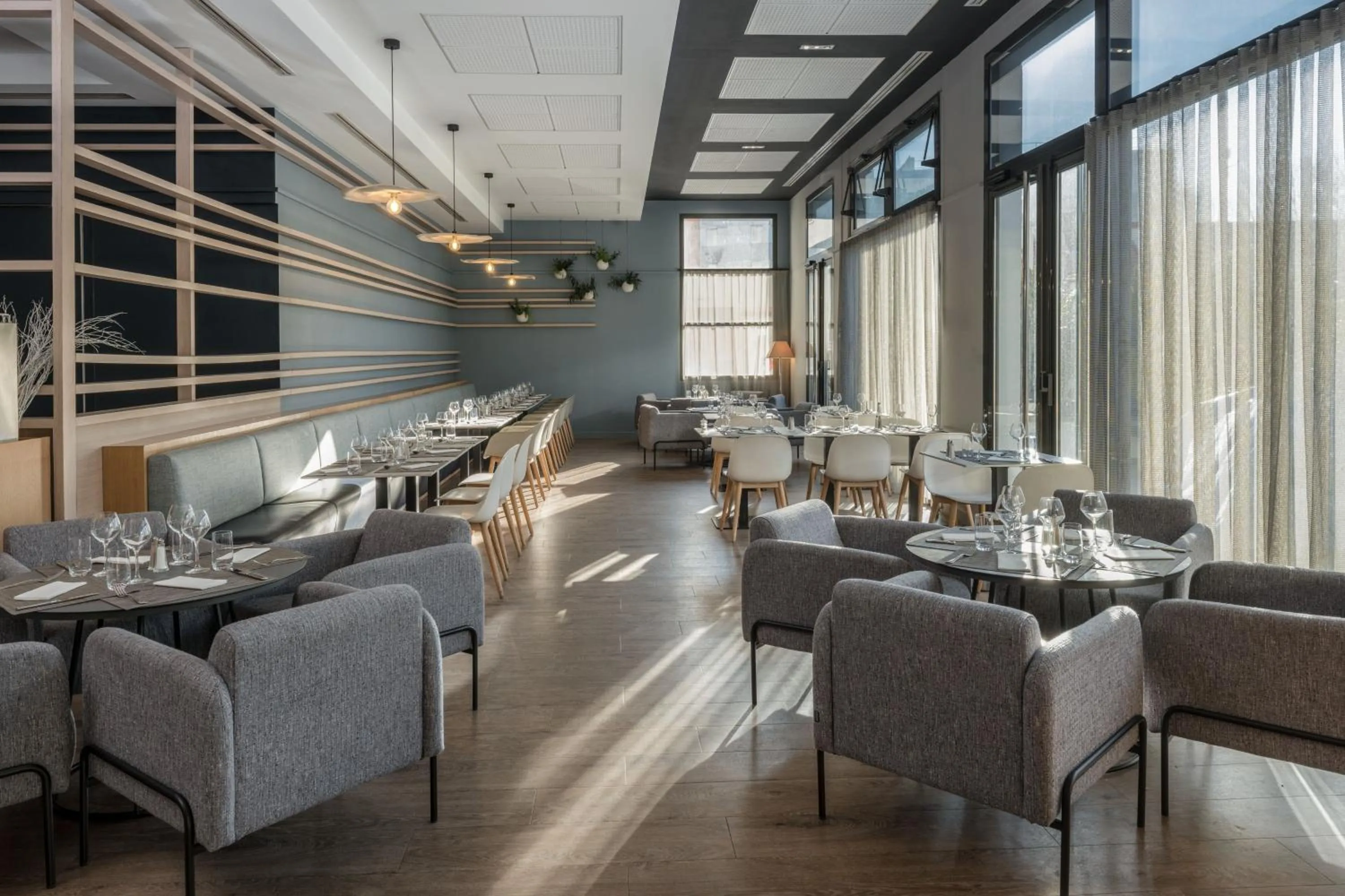 Restaurant/places to eat in Courtyard by Marriott Paris La Defense West - Colombes