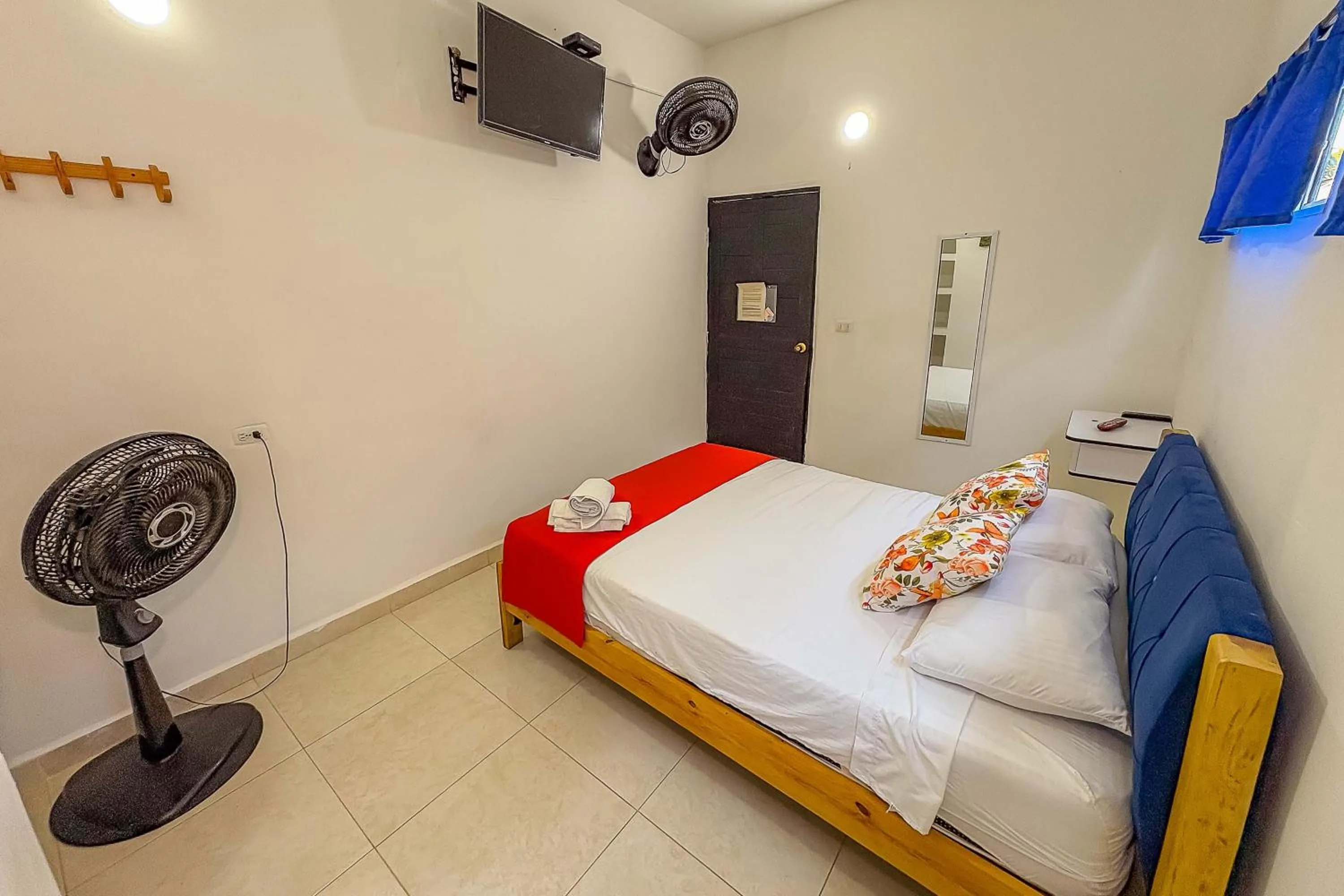 Photo of the whole room, Bed in La Rivera Playa Palomino