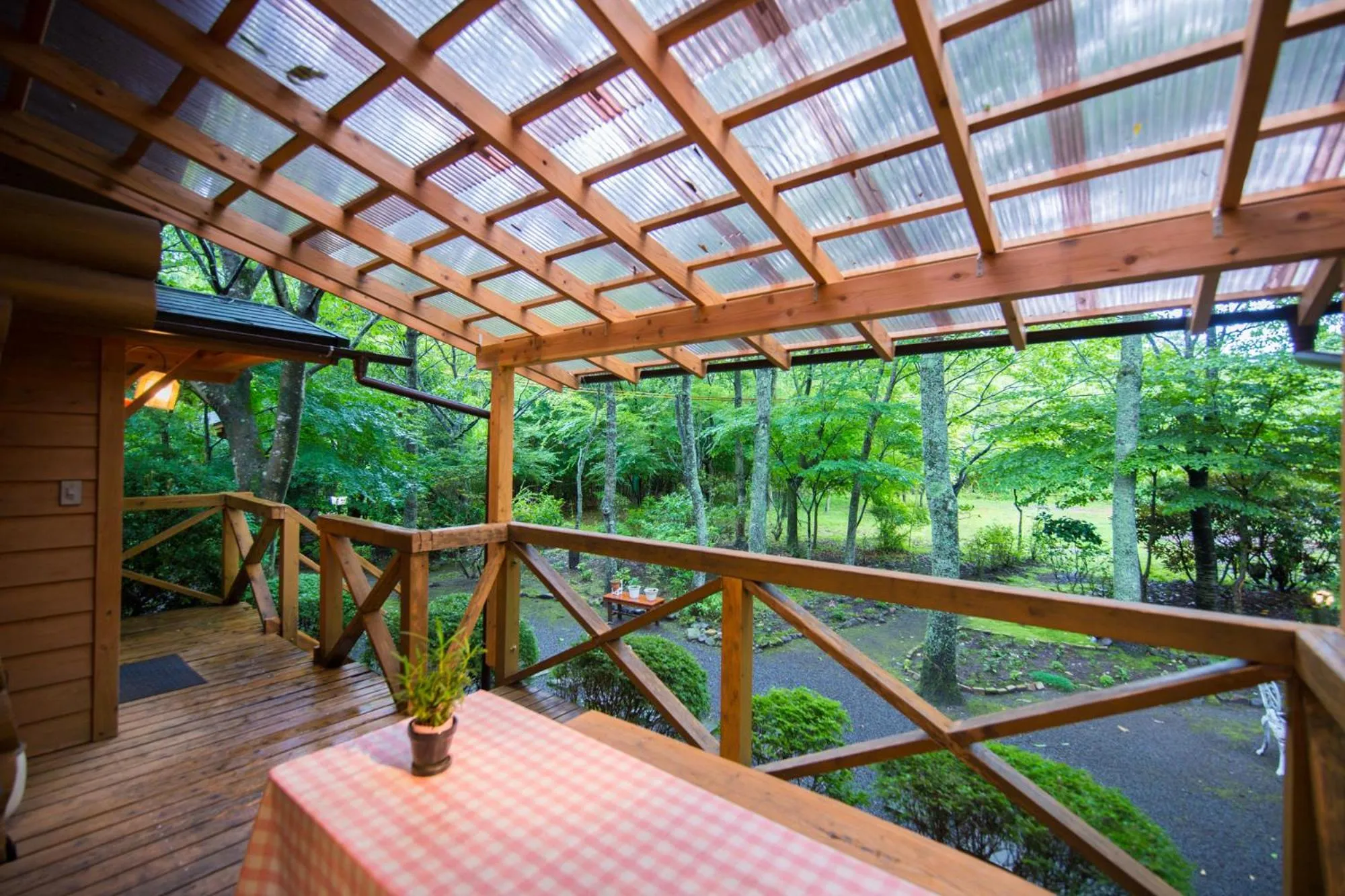 Balcony/Terrace in Yufuin Tsukahara Kogen Sanso Donguri