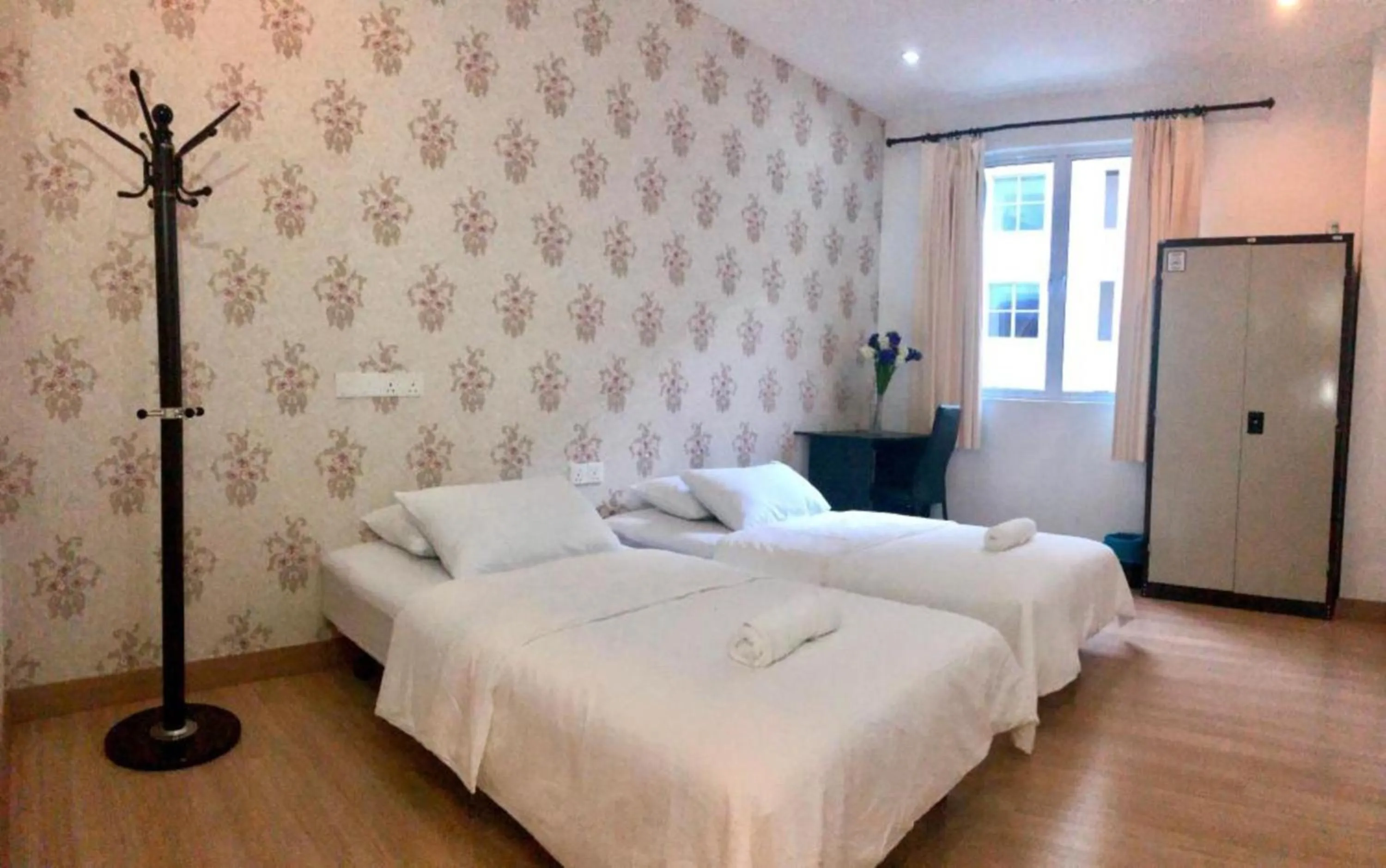 Photo of the whole room, Bed in Island Hostel Bayan Lepas Airport