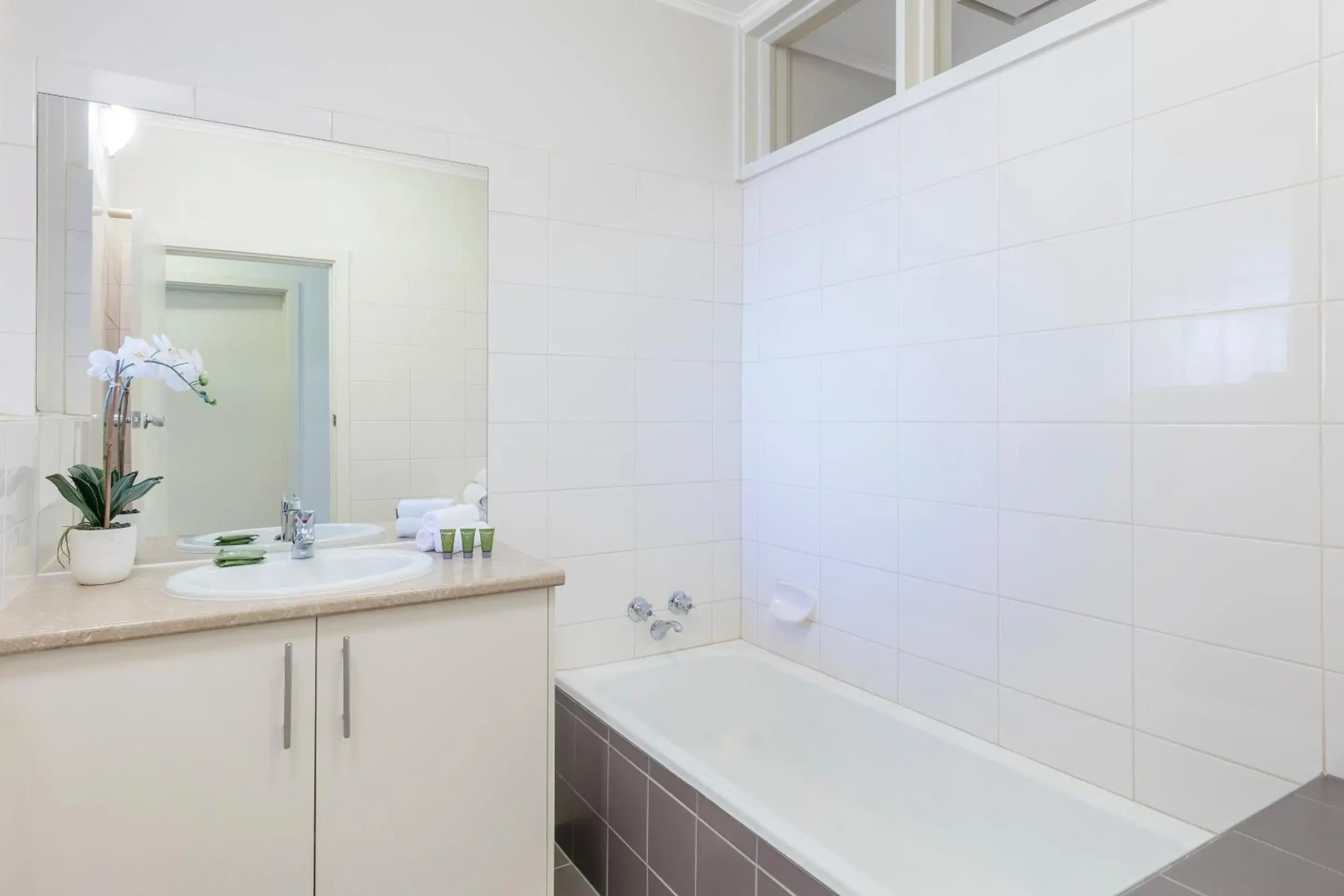 Standard Apartment in Dorset Gardens Hotel Standard Apartment in Dorset Gardens Hotel