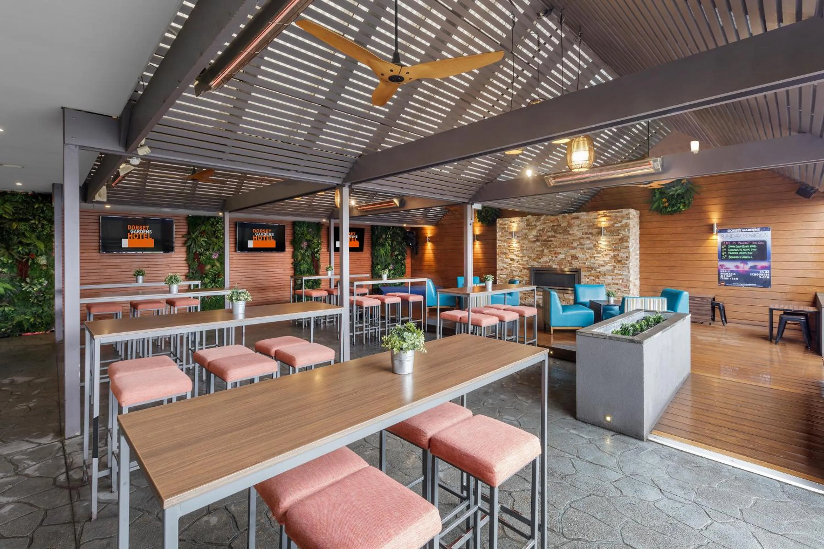 Garden in Dorset Gardens Hotel