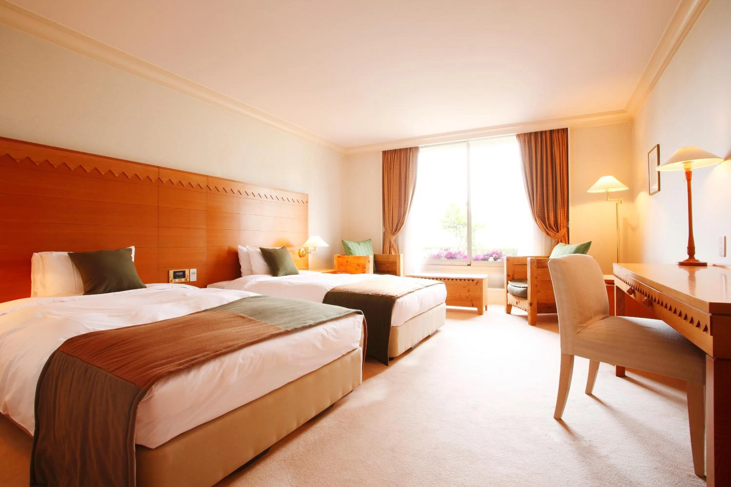 Photo of the whole room, Bed in L'Hotel de Hiei