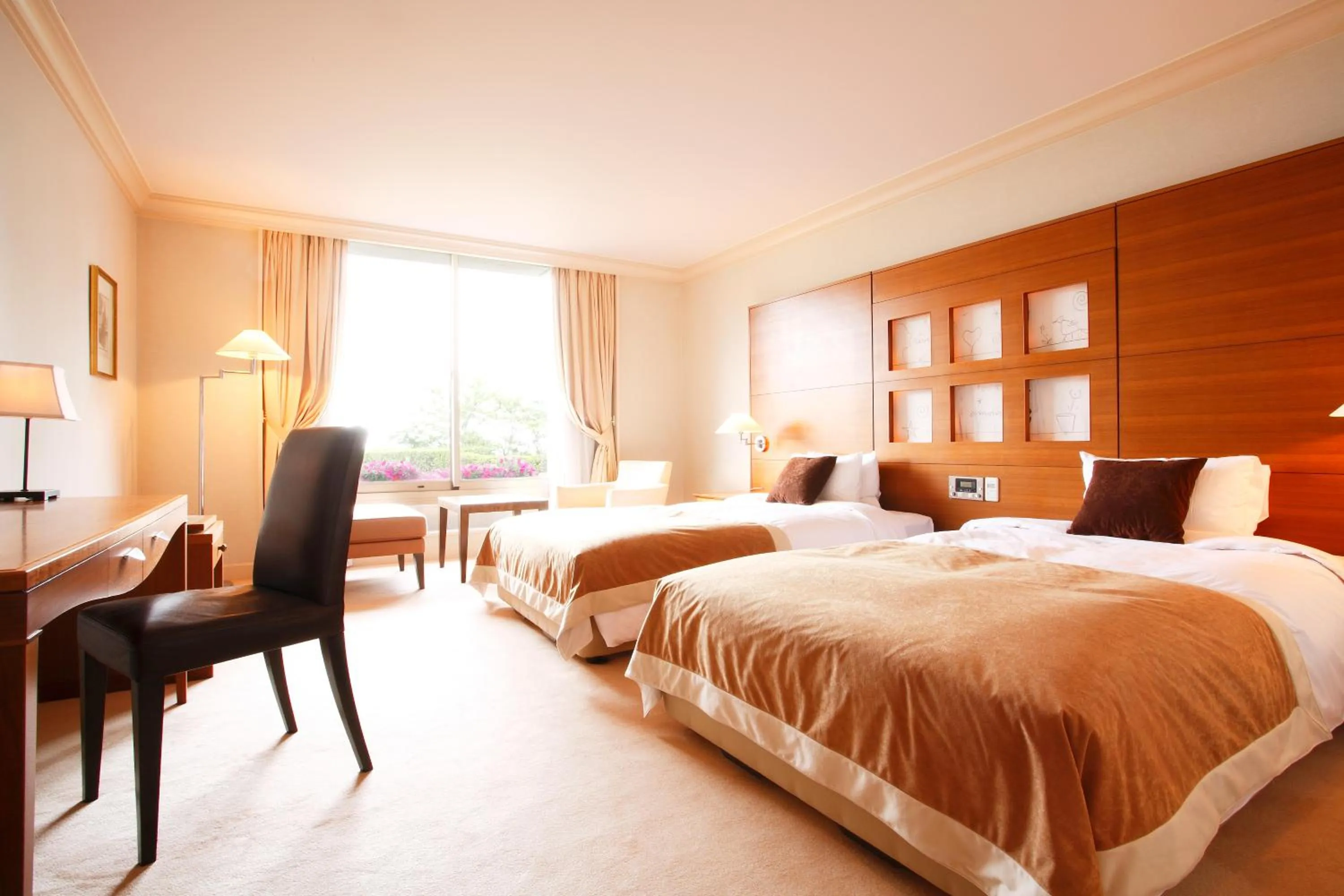 Photo of the whole room, Bed in L'Hotel de Hiei