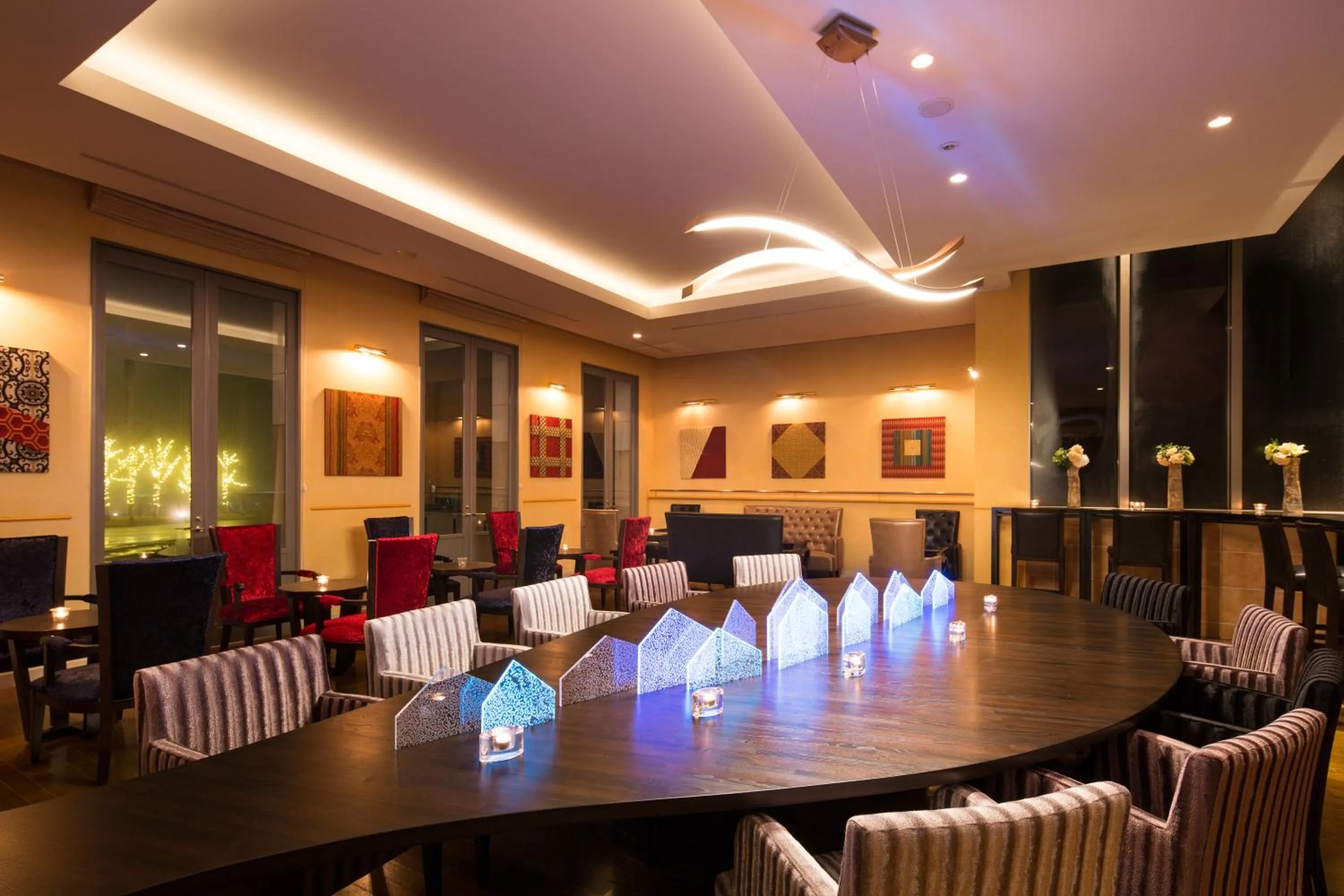 Restaurant/places to eat in L'Hotel de Hiei