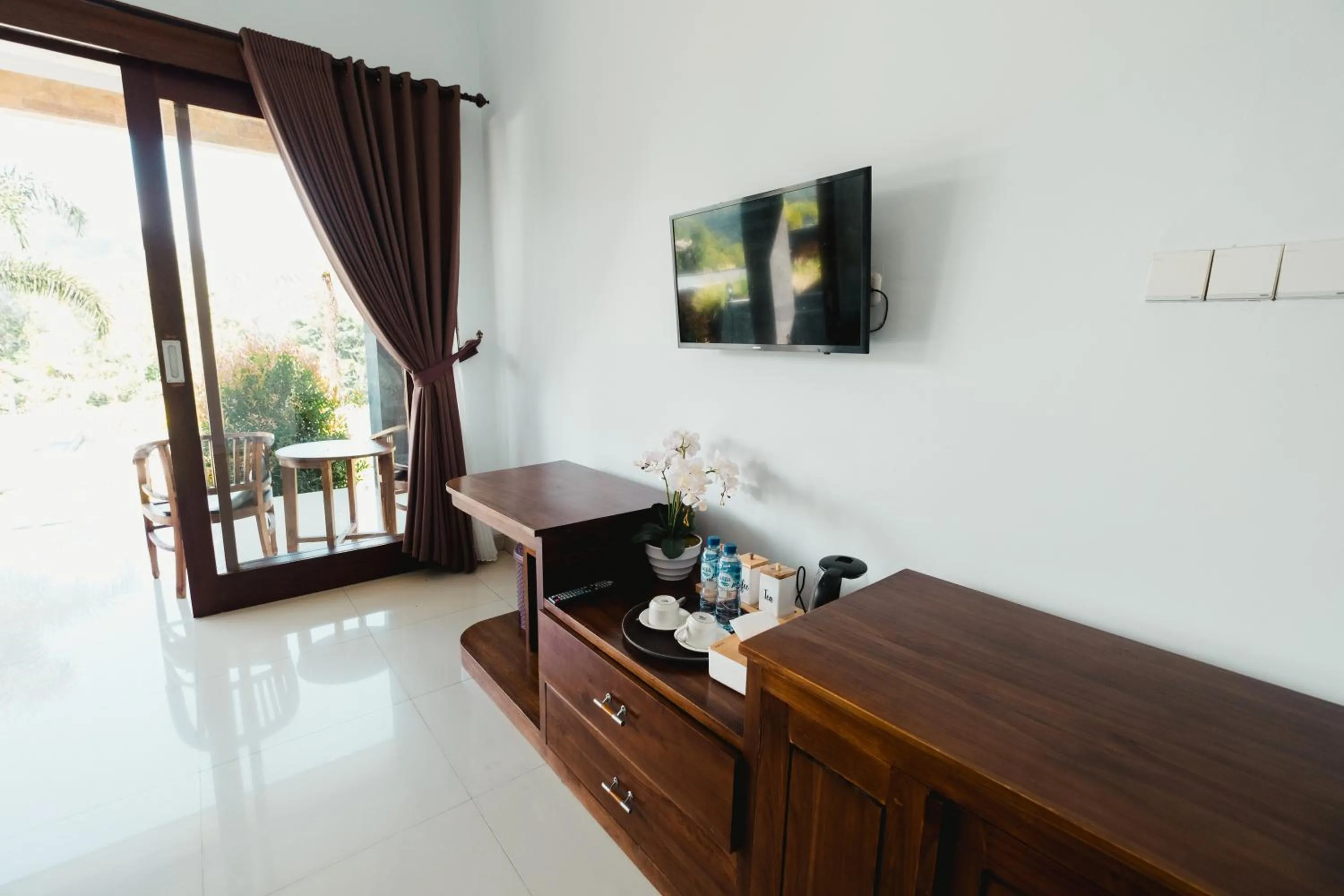 Communal lounge/ TV room in Mount Batur Villa