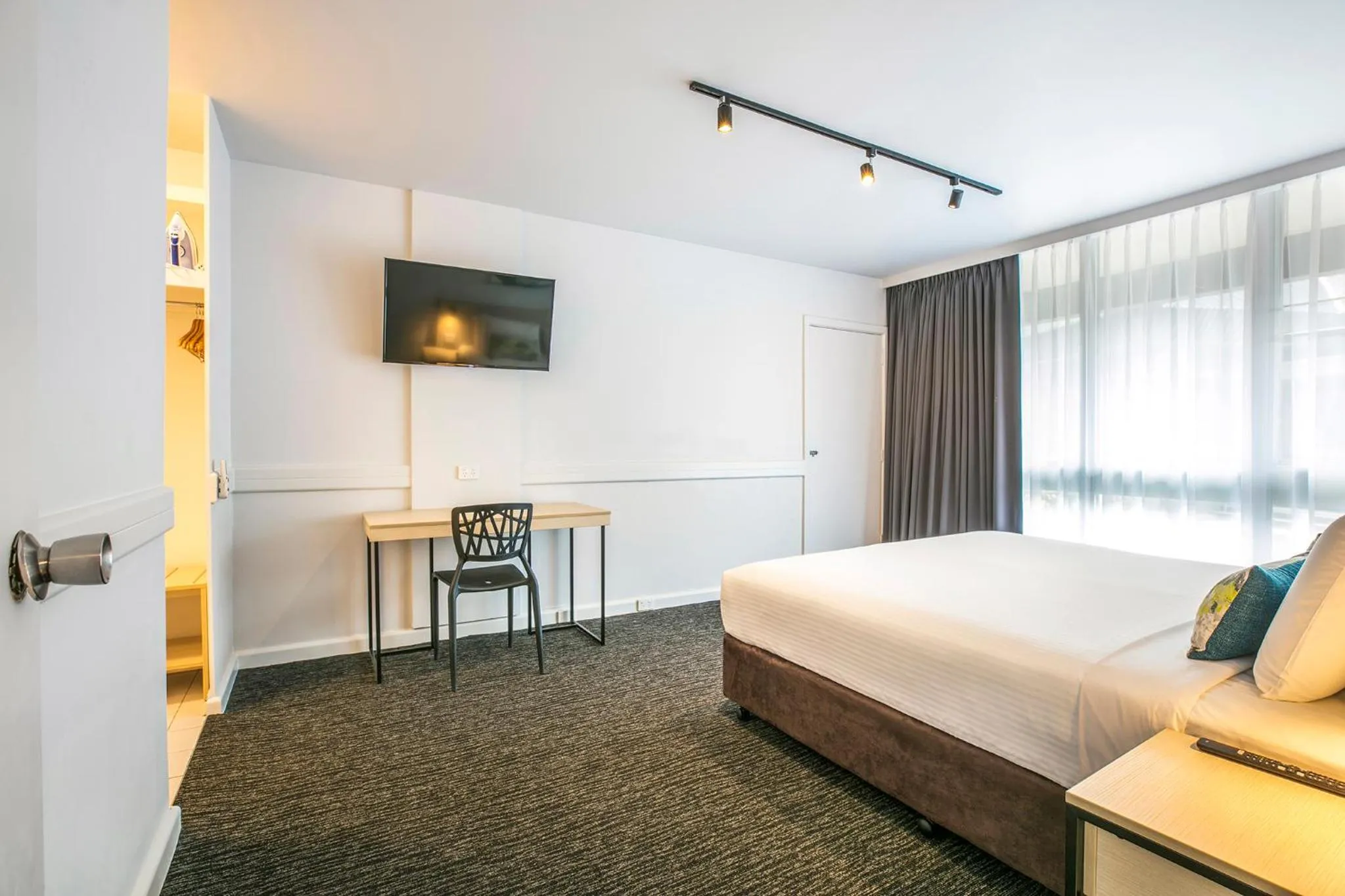 Bedroom, Bed in Nightcap at Matthew Flinders Hotel