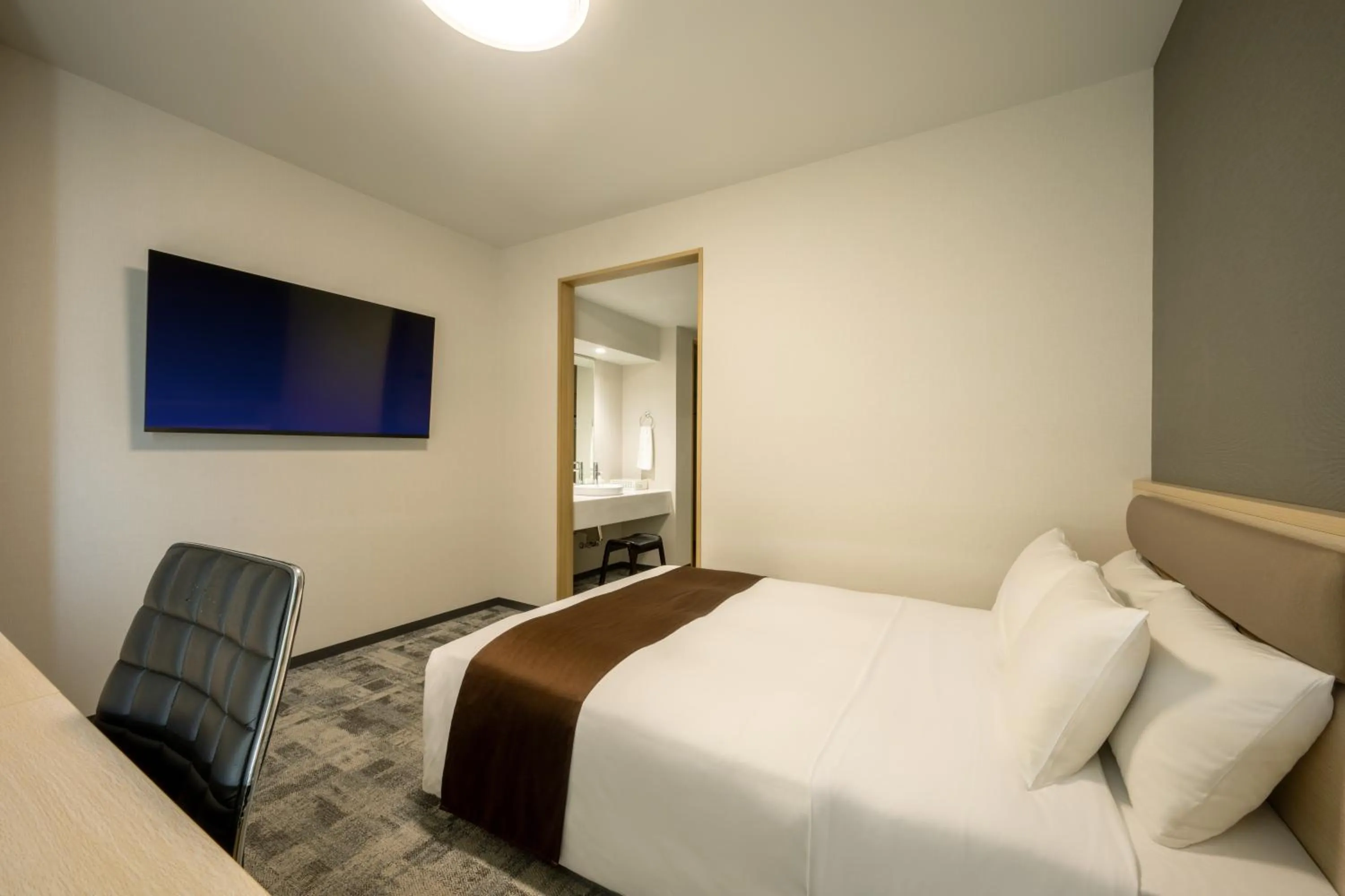 Photo of the whole room, Bed in Hotel Maruya Grande